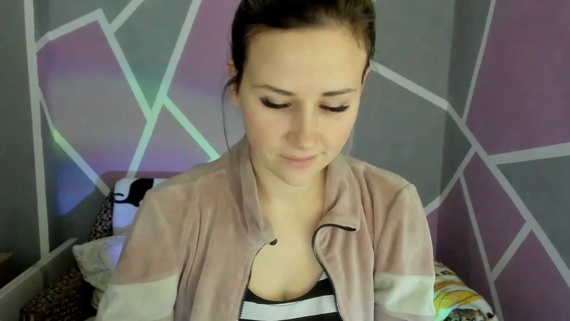 Gallery image thumbnail from Blondie_Star's myfreecams stream on, 12/23/2022, 13:46 image 3 of 20