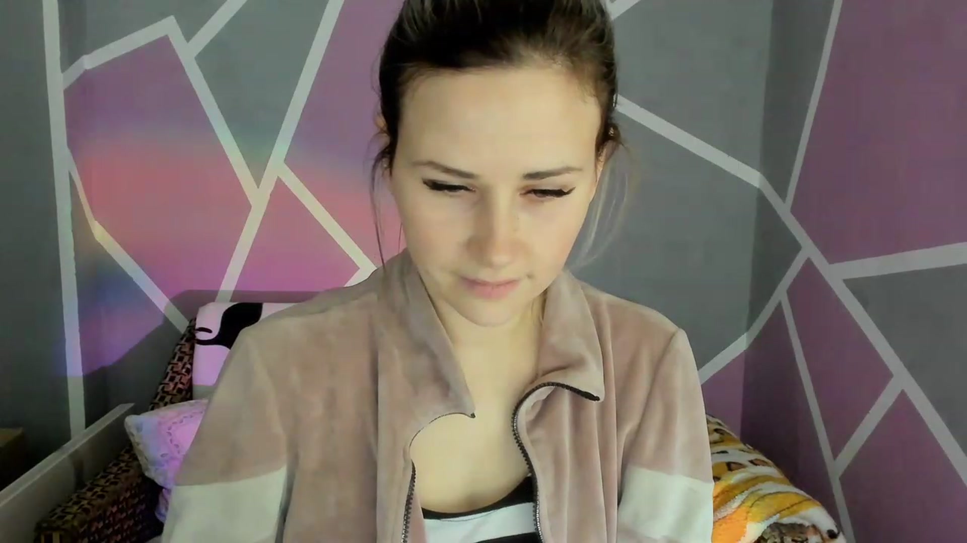 Gallery image thumbnail from Blondie_Star's myfreecams stream on, 12/23/2022, 13:46 image 17 of 20