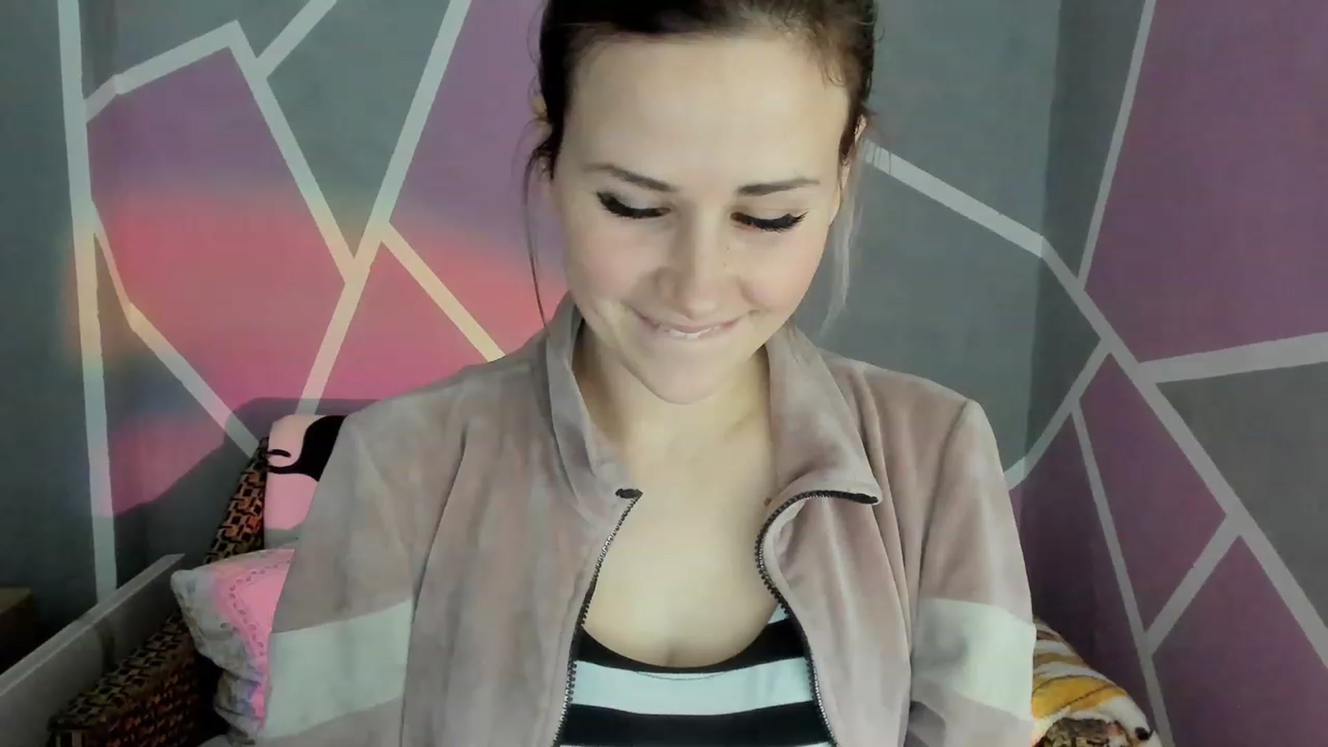 Gallery image thumbnail from Blondie_Star's myfreecams stream on, 12/23/2022, 13:46 image 10 of 20