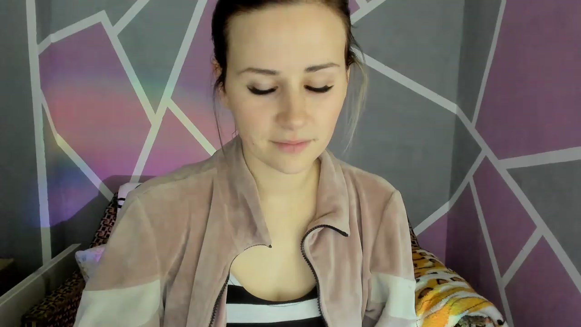 Gallery image thumbnail from Blondie_Star's myfreecams stream on, 12/23/2022, 14:24 image 19 of 20