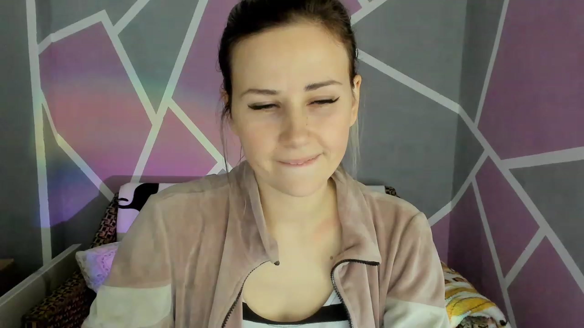 Gallery image thumbnail from Blondie_Star's myfreecams stream on, 12/23/2022, 14:24 image 2 of 20