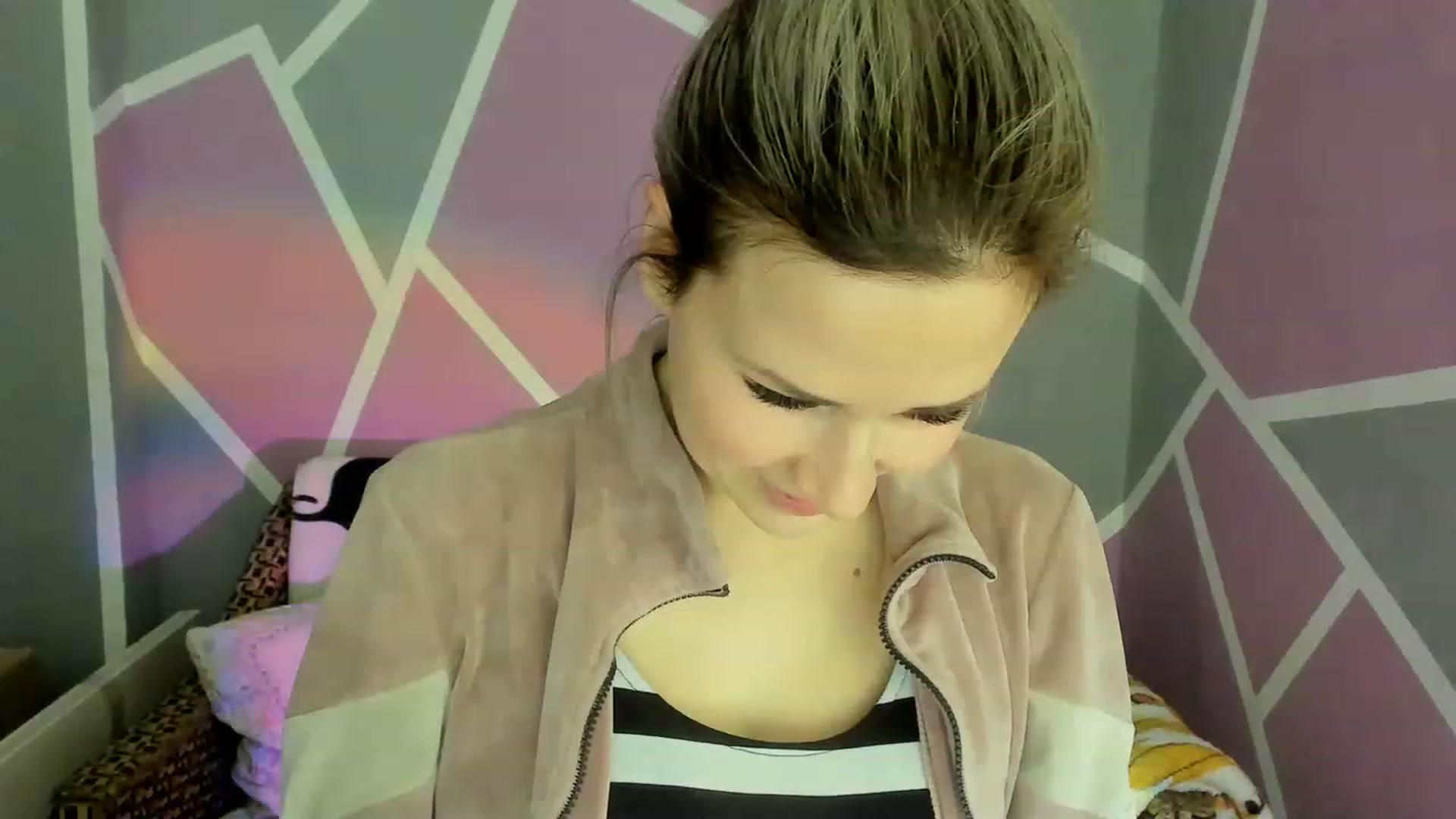 Gallery image thumbnail from Blondie_Star's myfreecams stream on, 12/23/2022, 14:24 image 9 of 20