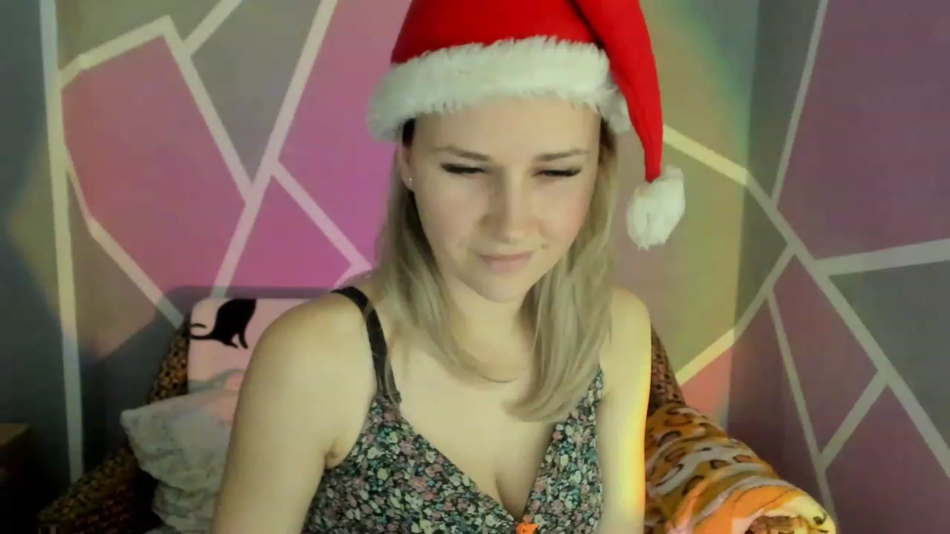 Gallery image thumbnail from Blondie_Star's myfreecams stream on, 12/27/2022, 14:59 image 8 of 20