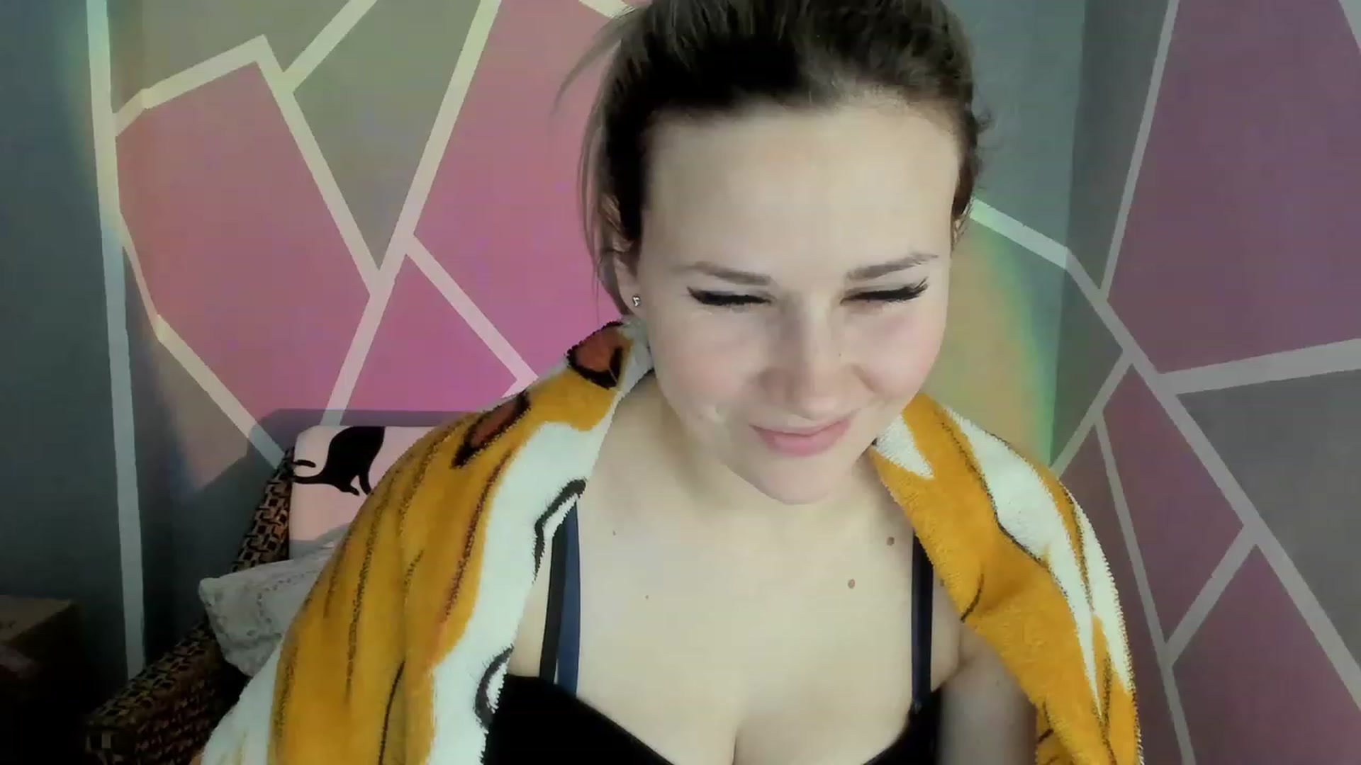 Gallery image thumbnail from Blondie_Star's myfreecams stream on, 12/28/2022, 14:57 image 11 of 20