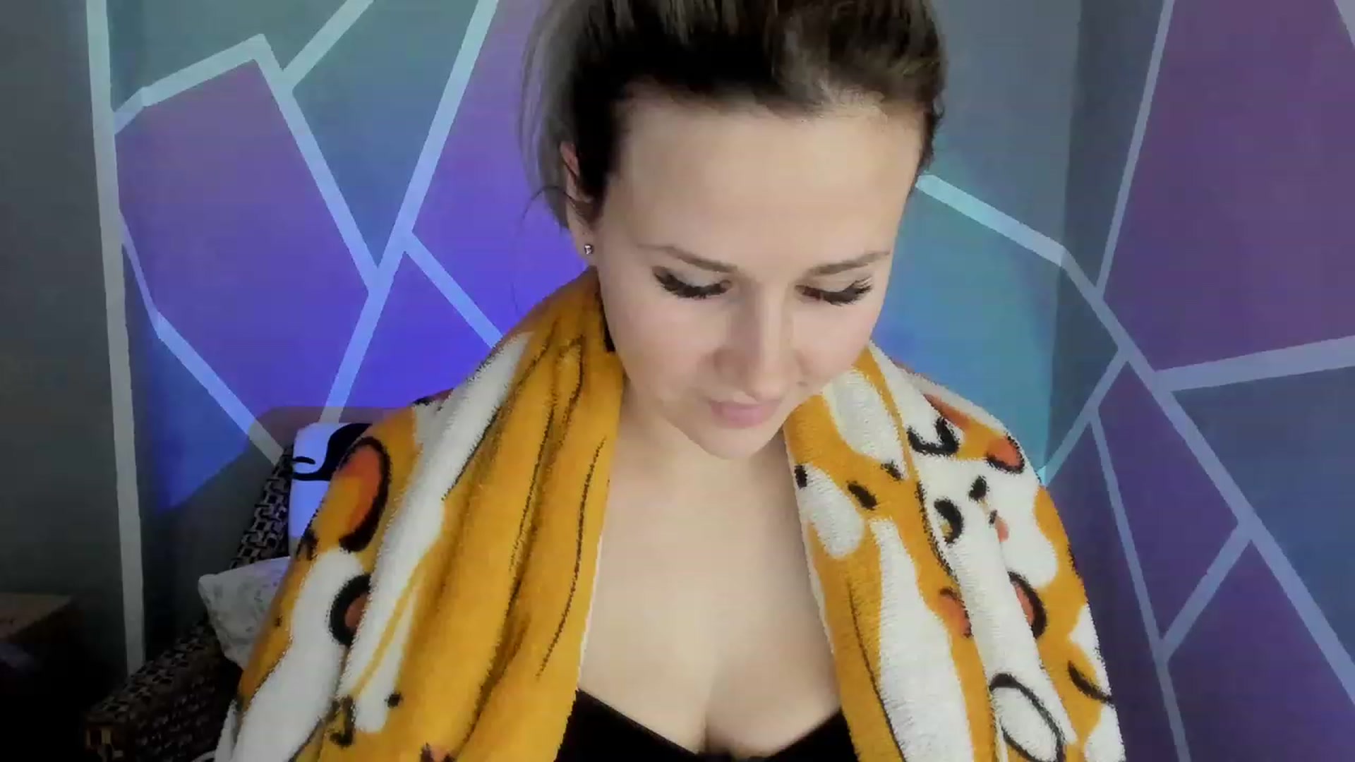 Gallery image thumbnail from Blondie_Star's myfreecams stream on, 12/28/2022, 14:57 image 4 of 20