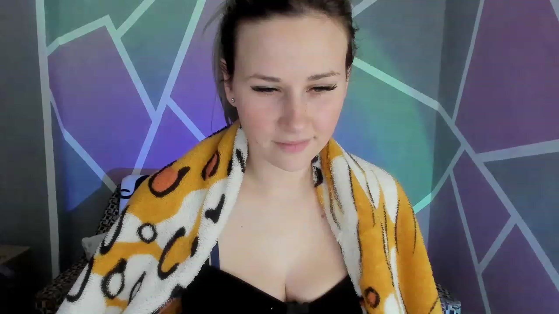 Gallery image thumbnail from Blondie_Star's myfreecams stream on, 12/28/2022, 14:57 image 17 of 20