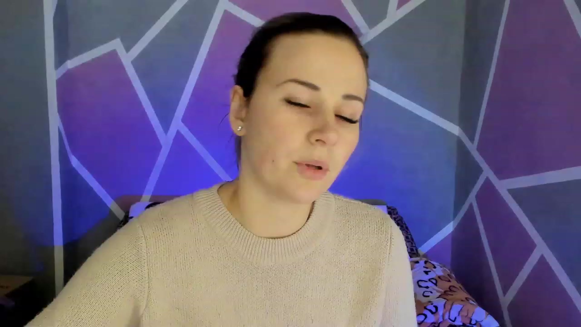 Gallery image thumbnail from Blondie_Star's myfreecams stream on, 12/30/2022, 14:36 image 14 of 20