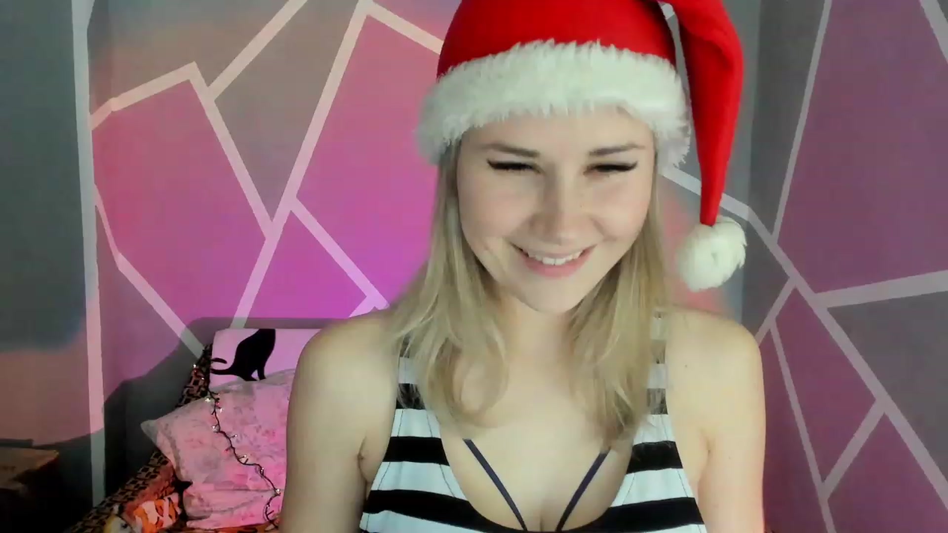 Gallery image thumbnail from Blondie_Star's myfreecams stream on, 01/02/2023, 16:52 image 13 of 20