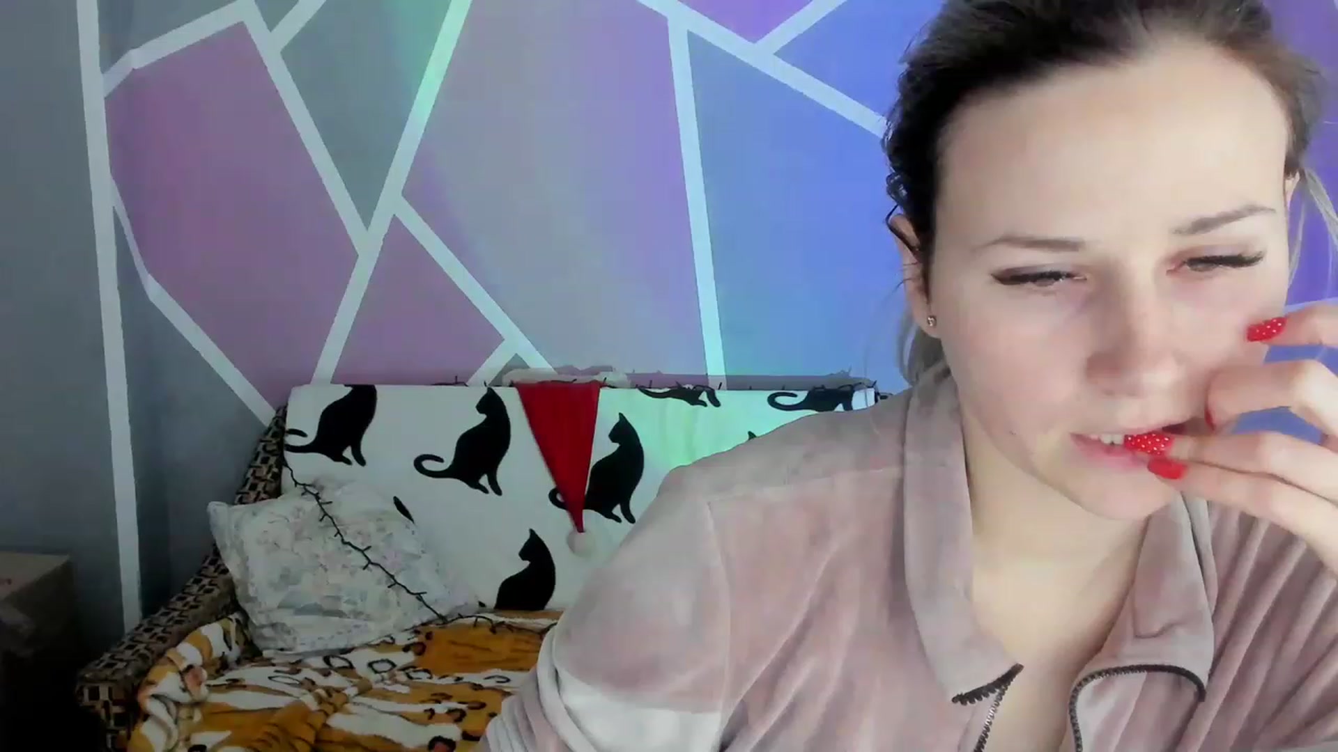 Gallery image thumbnail from Blondie_Star's myfreecams stream on, 01/06/2023, 15:48 image 12 of 20