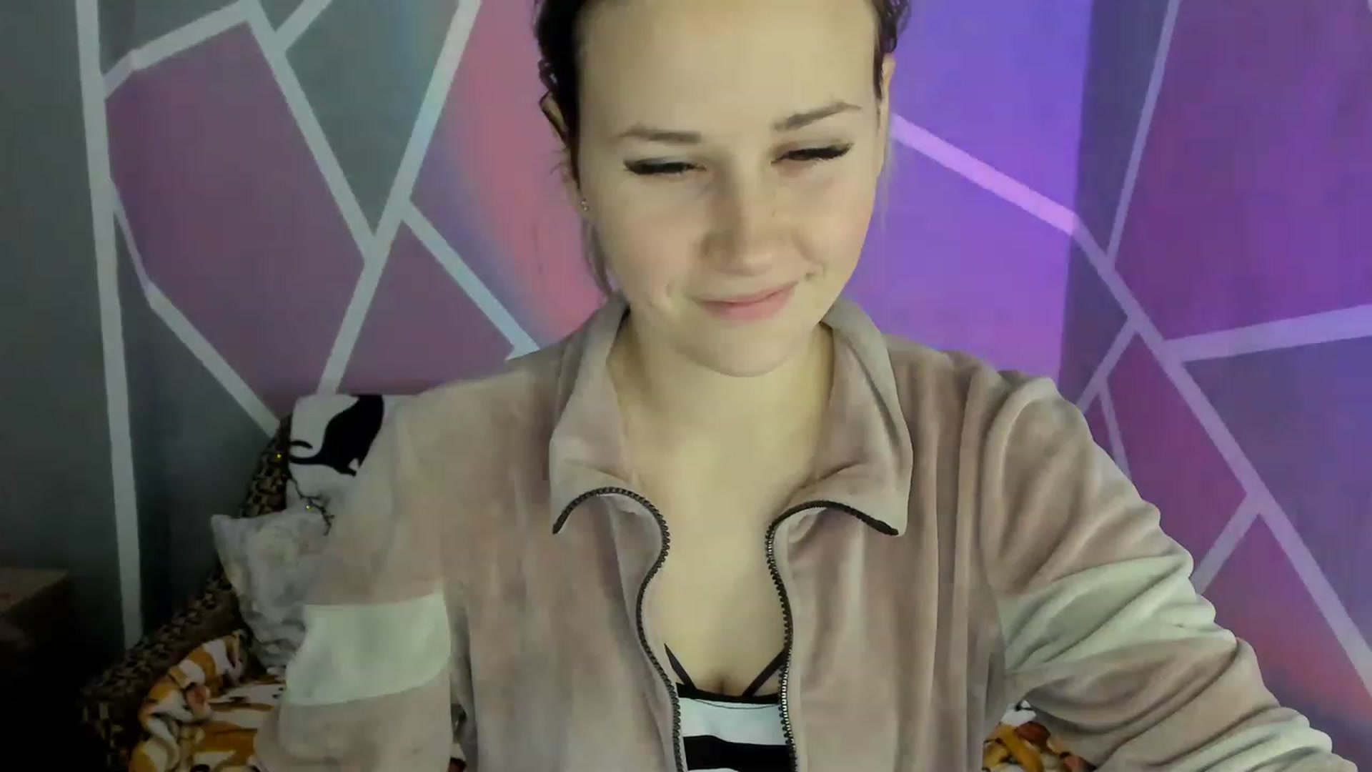 Gallery image thumbnail from Blondie_Star's myfreecams stream on, 01/06/2023, 15:48 image 11 of 20