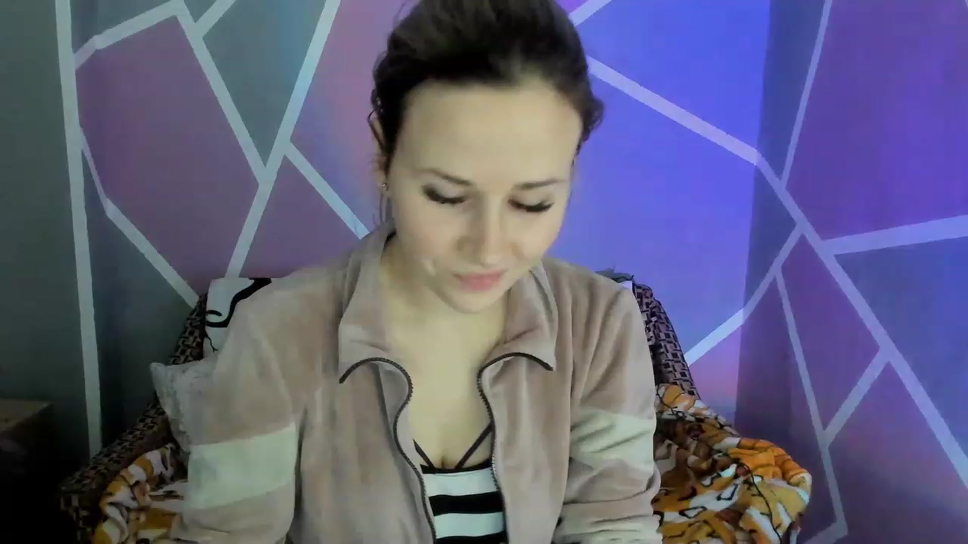 Gallery image thumbnail from Blondie_Star's myfreecams stream on, 01/06/2023, 15:48 image 9 of 20