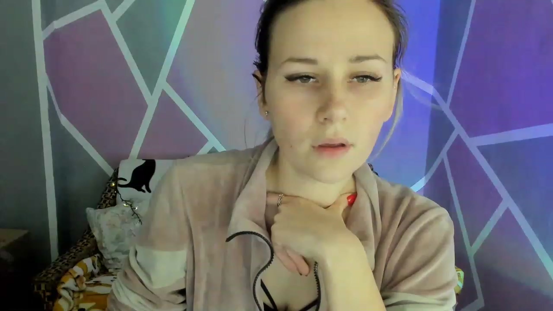 Gallery image thumbnail from Blondie_Star's myfreecams stream on, 01/06/2023, 15:48 image 15 of 20
