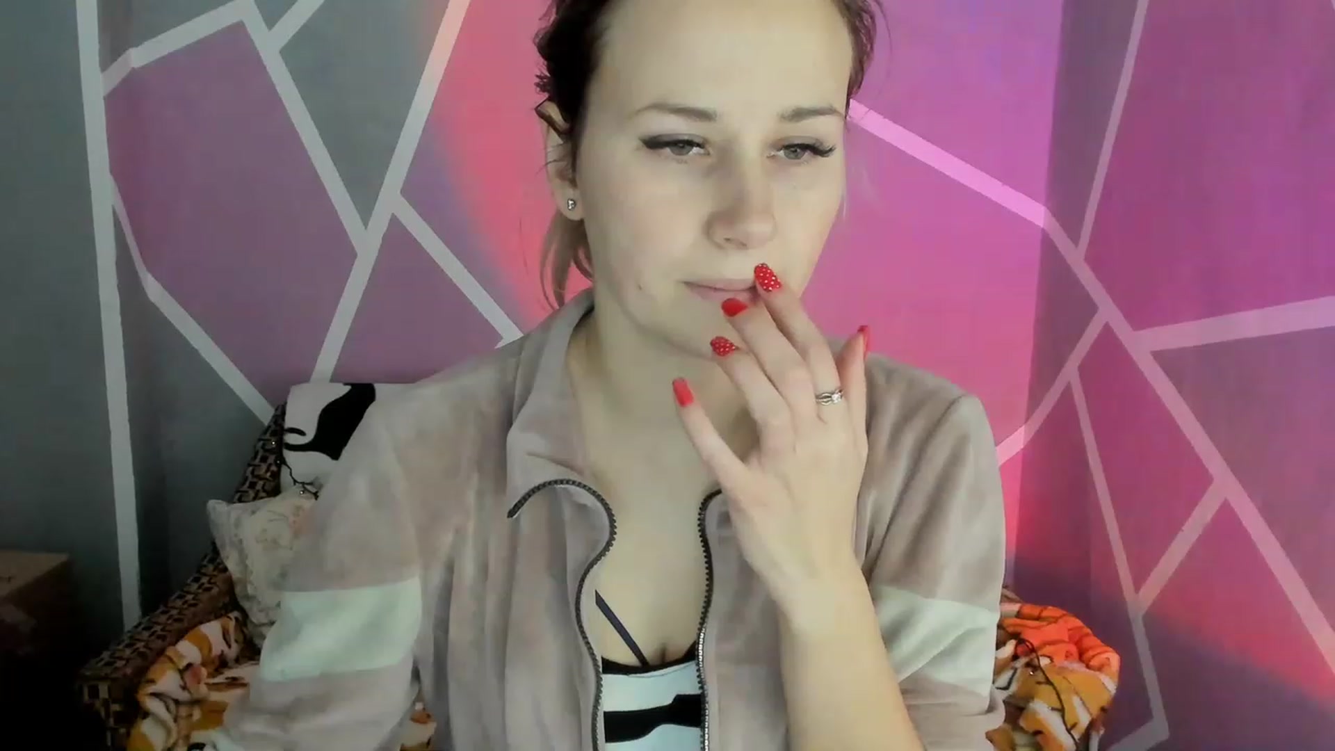 Gallery image thumbnail from Blondie_Star's myfreecams stream on, 01/06/2023, 15:48 image 7 of 20