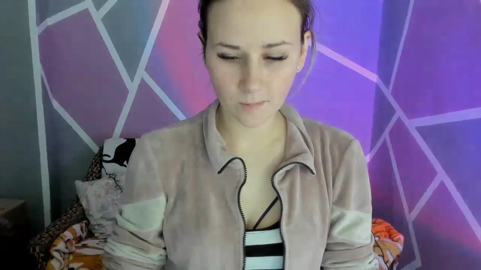 Gallery image thumbnail from Blondie_Star's myfreecams stream on, 01/06/2023, 15:48 image 16 of 20