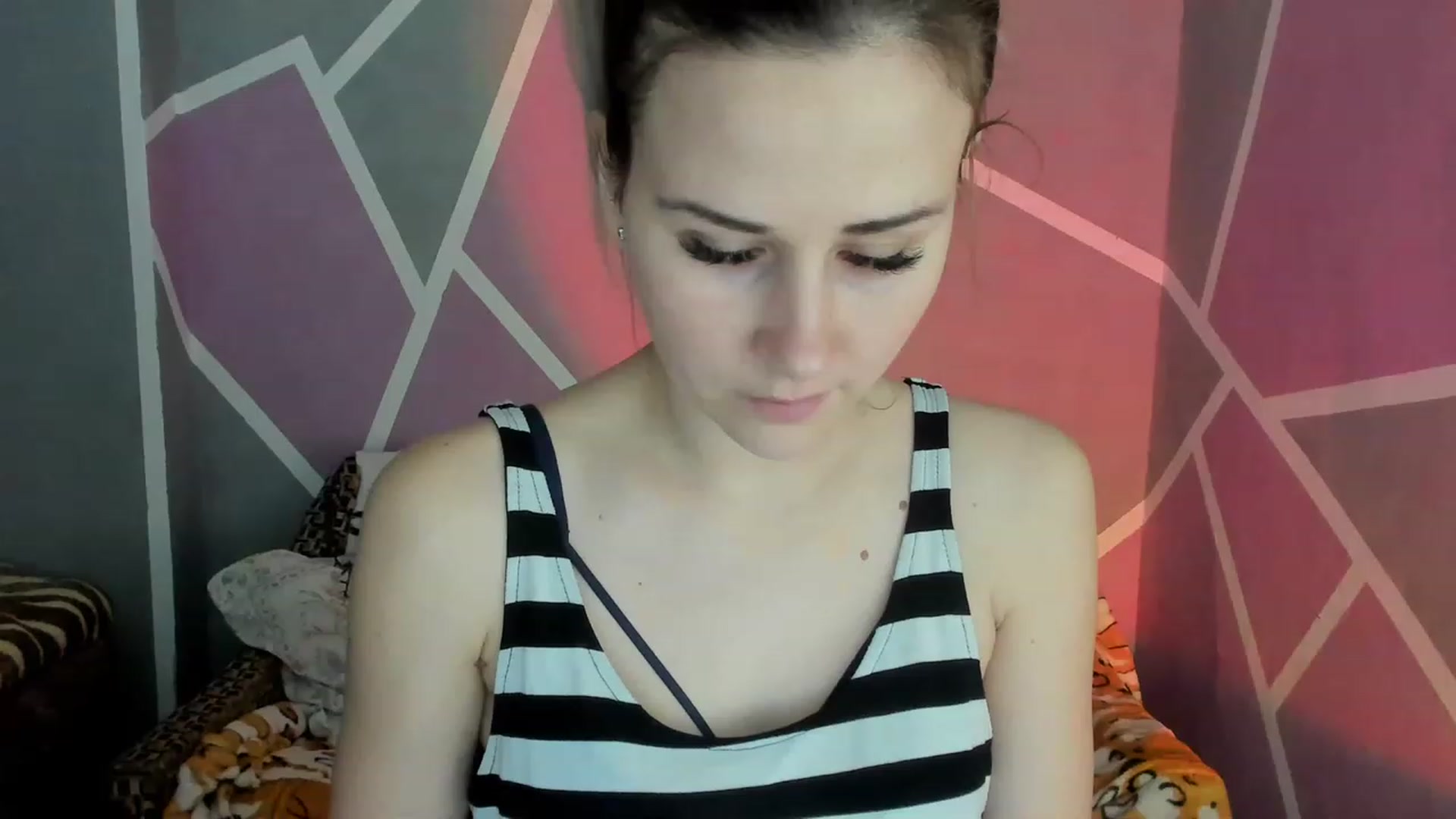 Gallery image thumbnail from Blondie_Star's myfreecams stream on, 01/08/2023, 15:43 image 13 of 20
