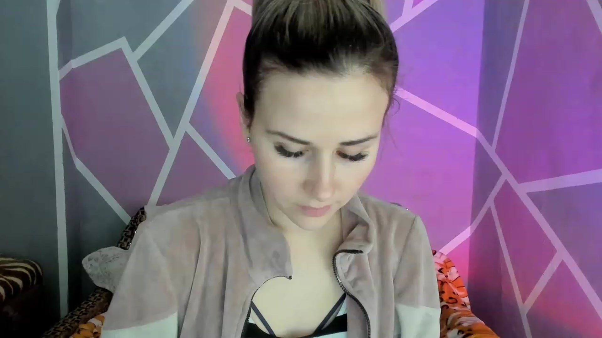 Gallery image thumbnail from Blondie_Star's myfreecams stream on, 01/08/2023, 17:02 image 7 of 20