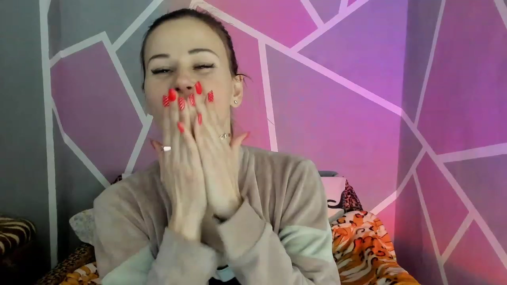 Gallery image thumbnail from Blondie_Star's myfreecams stream on, 01/08/2023, 17:02 image 10 of 20