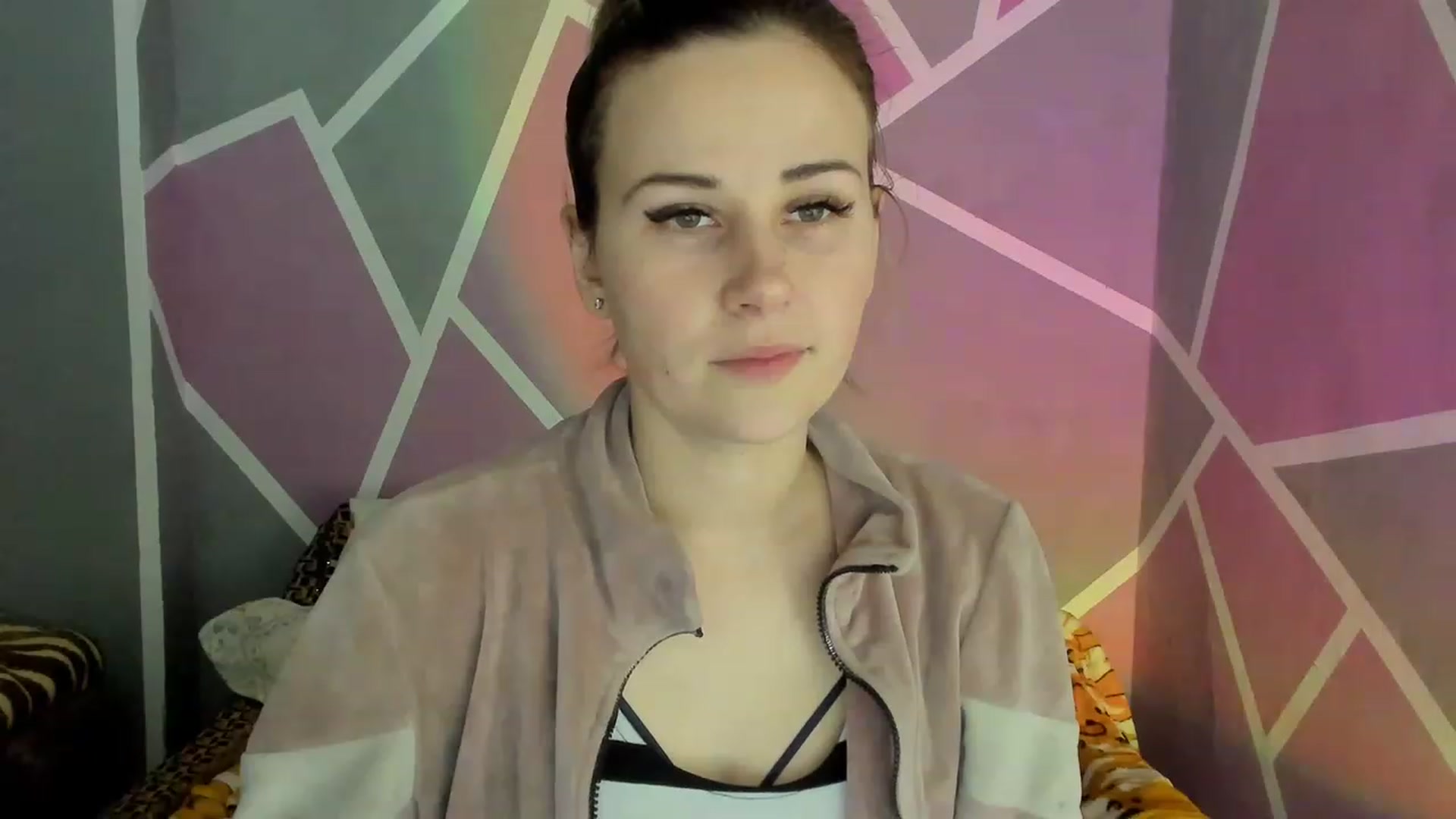Gallery image thumbnail from Blondie_Star's myfreecams stream on, 01/08/2023, 17:02 image 6 of 20