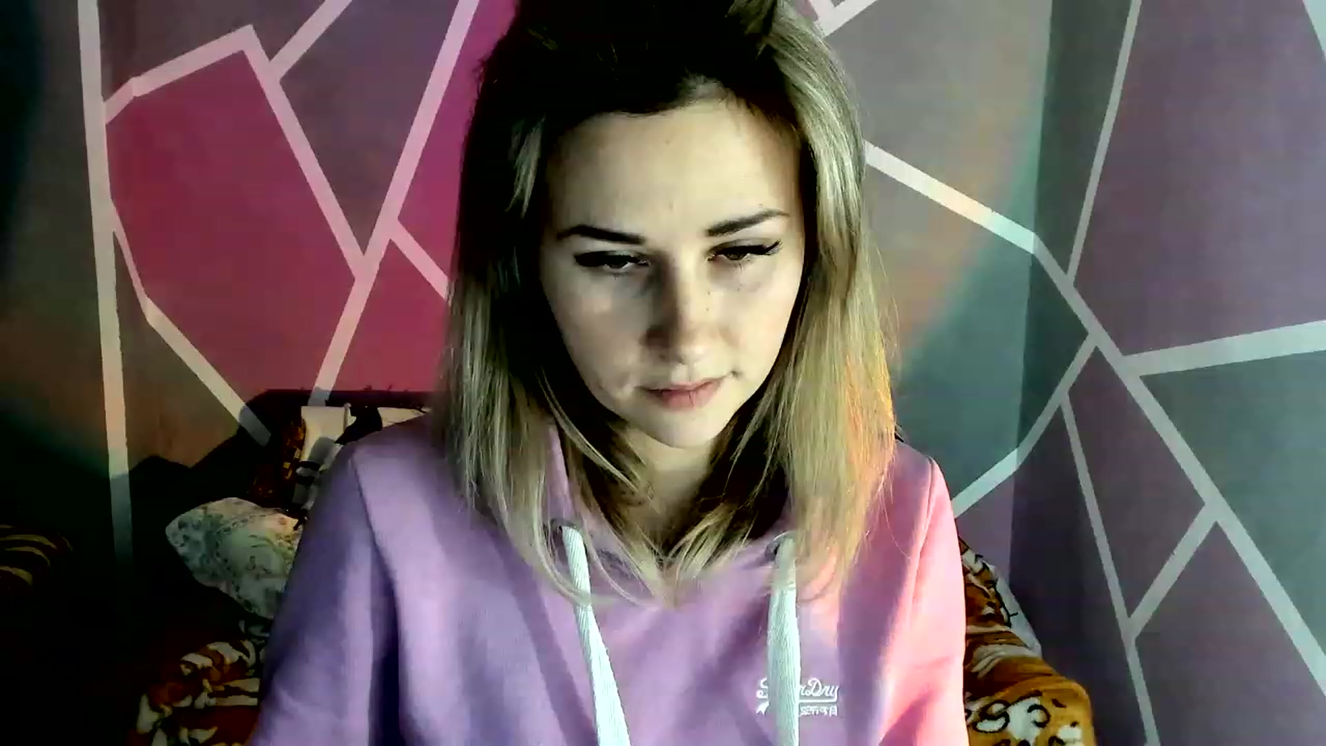 Gallery image thumbnail from Blondie_Star's myfreecams stream on, 01/13/2023, 16:57 image 11 of 20