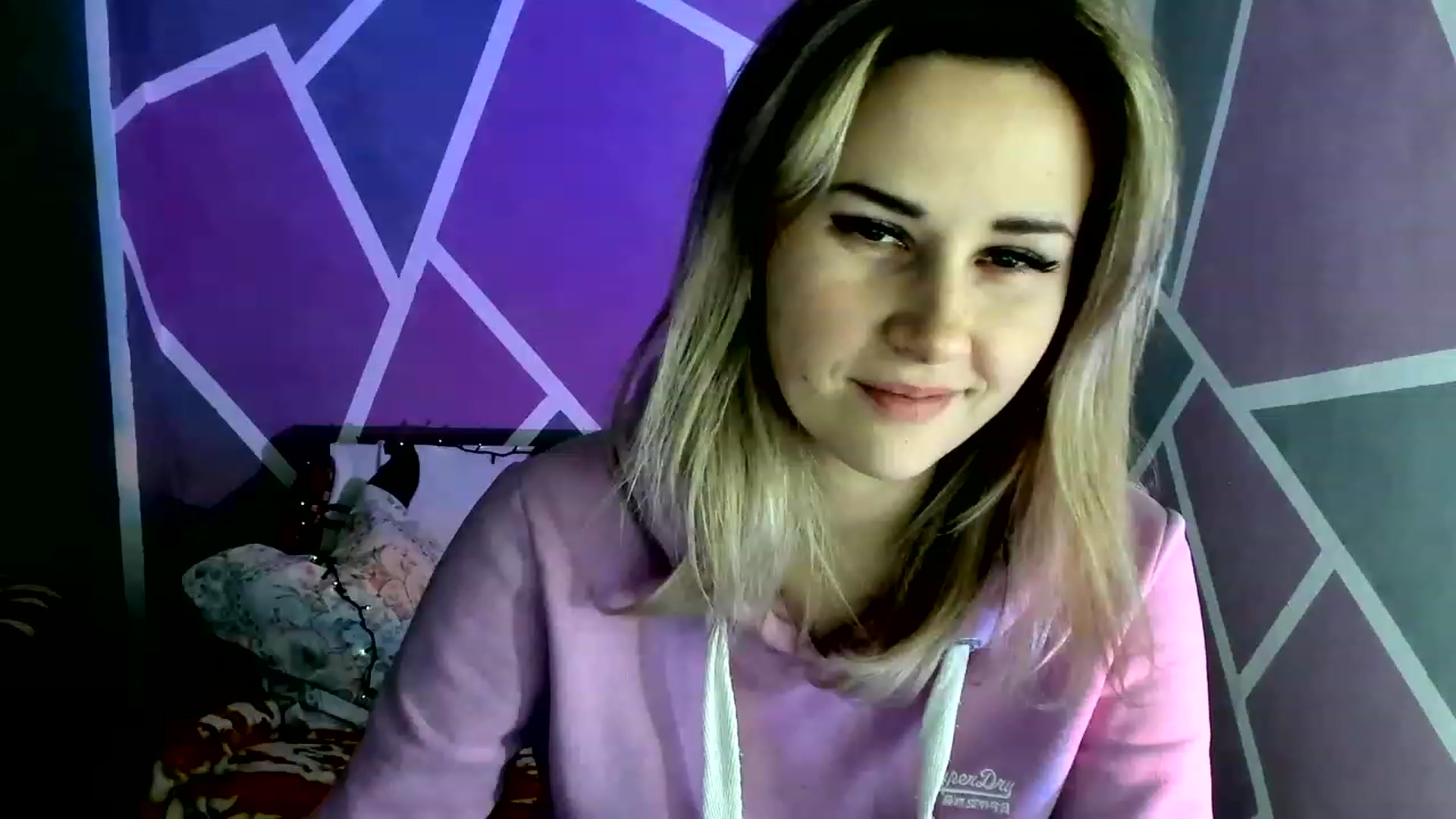 Gallery image thumbnail from Blondie_Star's myfreecams stream on, 01/13/2023, 16:57 image 3 of 20