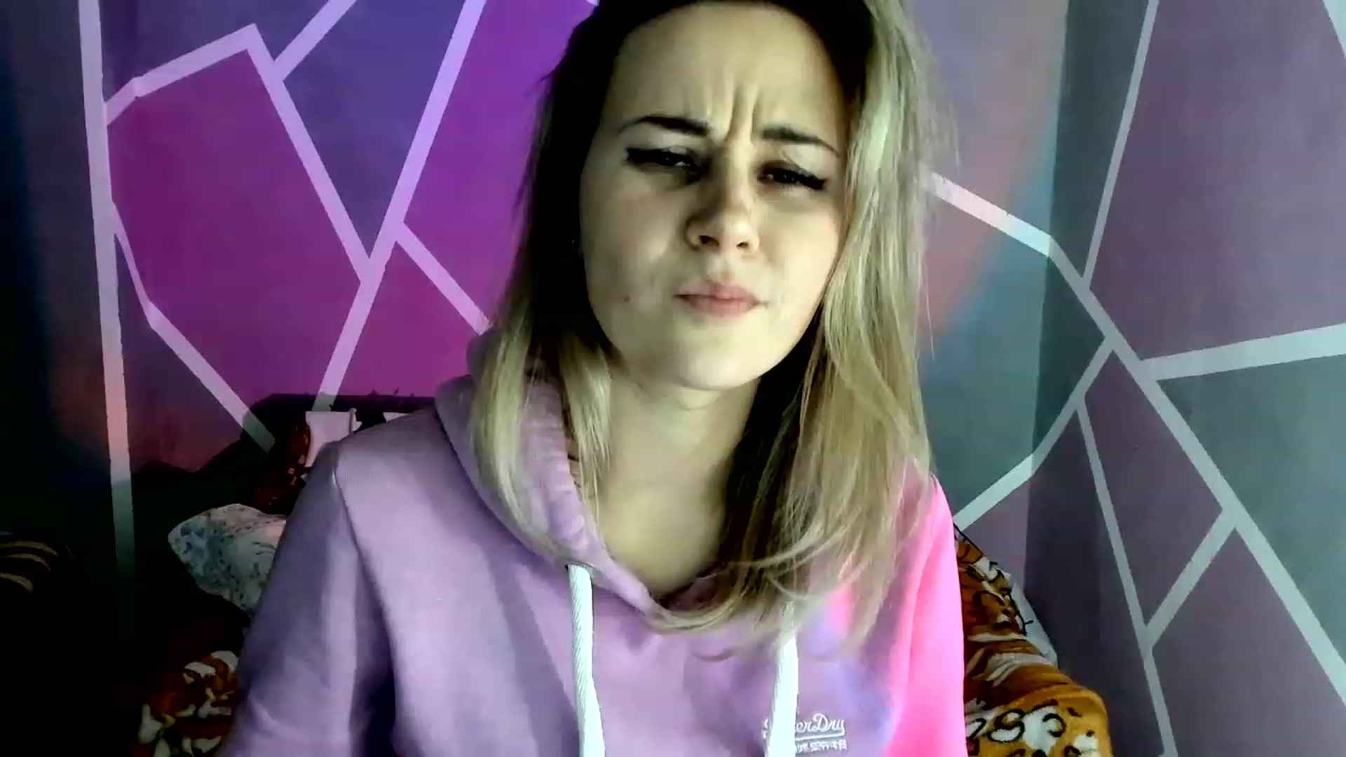 Gallery image thumbnail from Blondie_Star's myfreecams stream on, 01/13/2023, 16:57 image 7 of 20