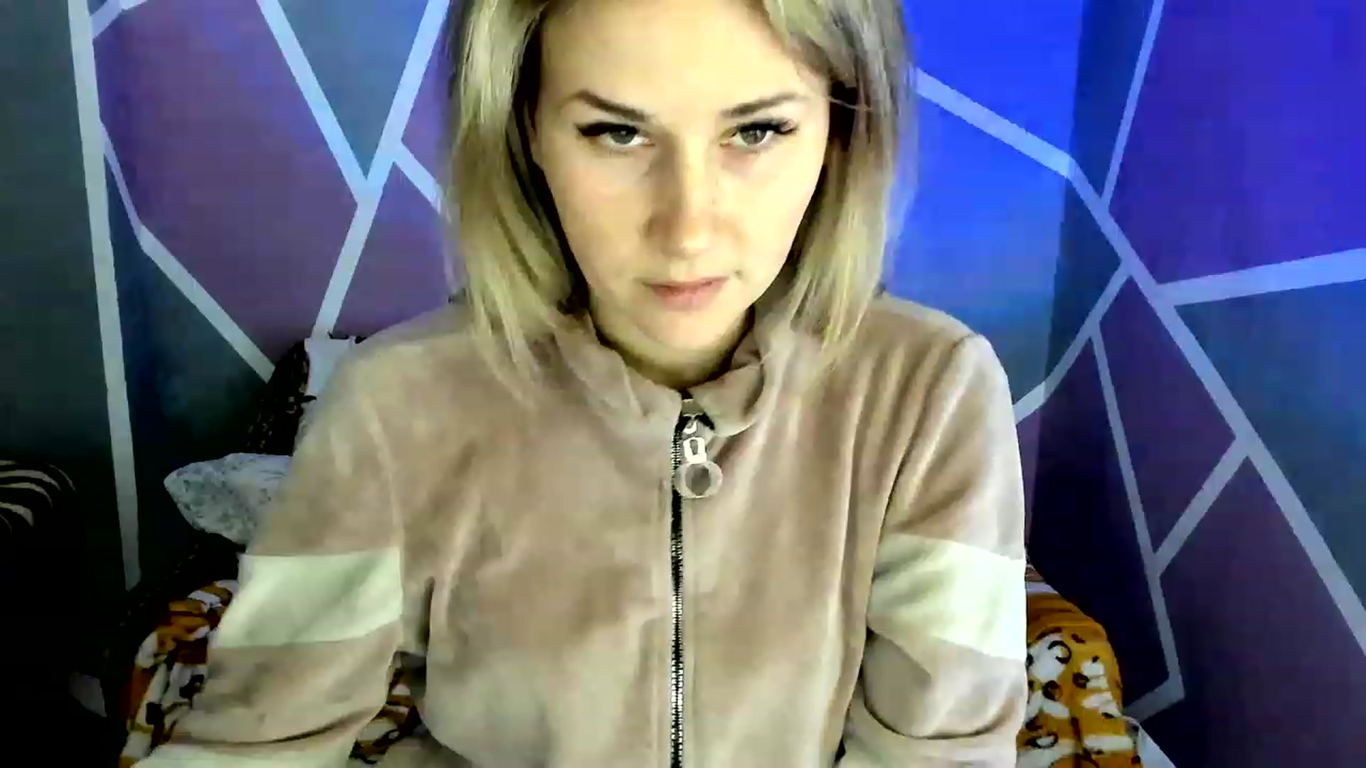 Gallery image thumbnail from Blondie_Star's myfreecams stream on, 01/25/2023, 15:22 image 12 of 20