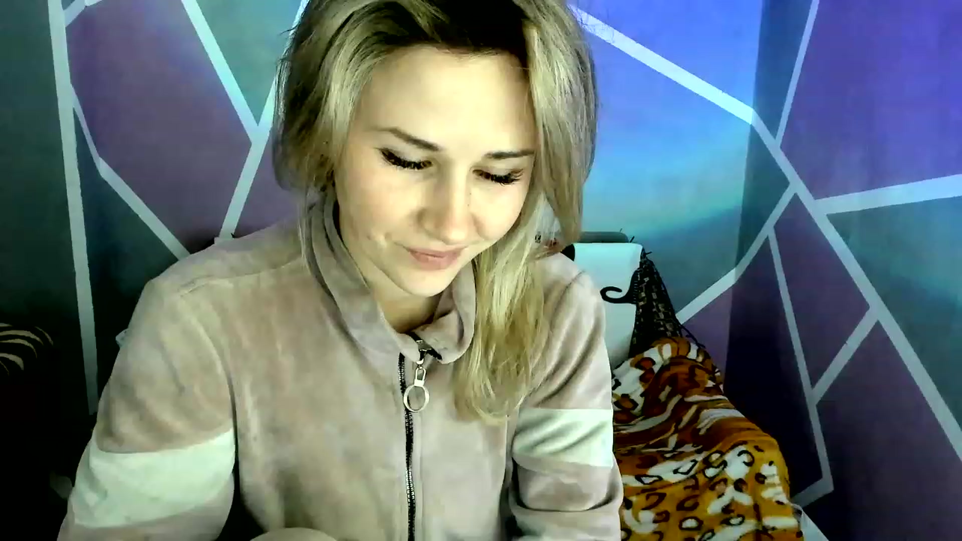 Gallery image thumbnail from Blondie_Star's myfreecams stream on, 01/25/2023, 15:22 image 4 of 20