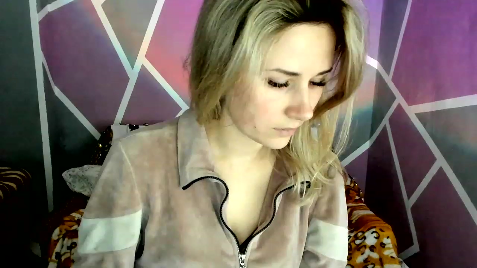 Gallery image thumbnail from Blondie_Star's myfreecams stream on, 01/25/2023, 16:26 image 20 of 20