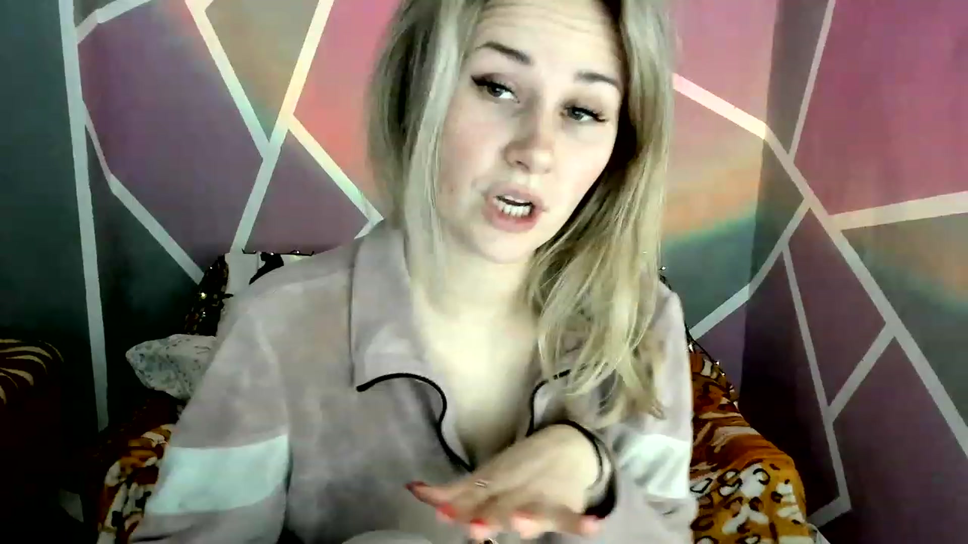 Gallery image thumbnail from Blondie_Star's myfreecams stream on, 01/25/2023, 16:26 image 6 of 20