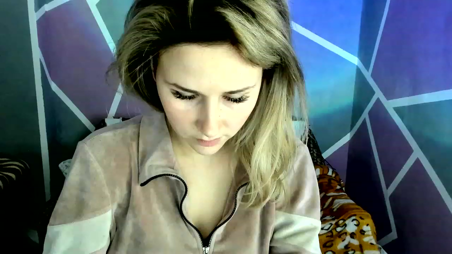 Gallery image thumbnail from Blondie_Star's myfreecams stream on, 01/25/2023, 16:26 image 18 of 20