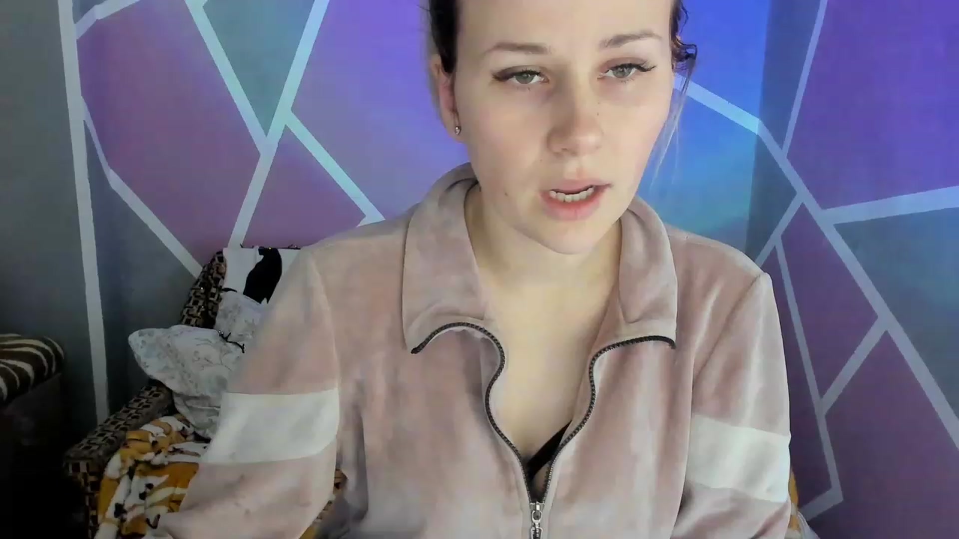 Gallery image thumbnail from Blondie_Star's myfreecams stream on, 01/27/2023, 16:35 image 5 of 20