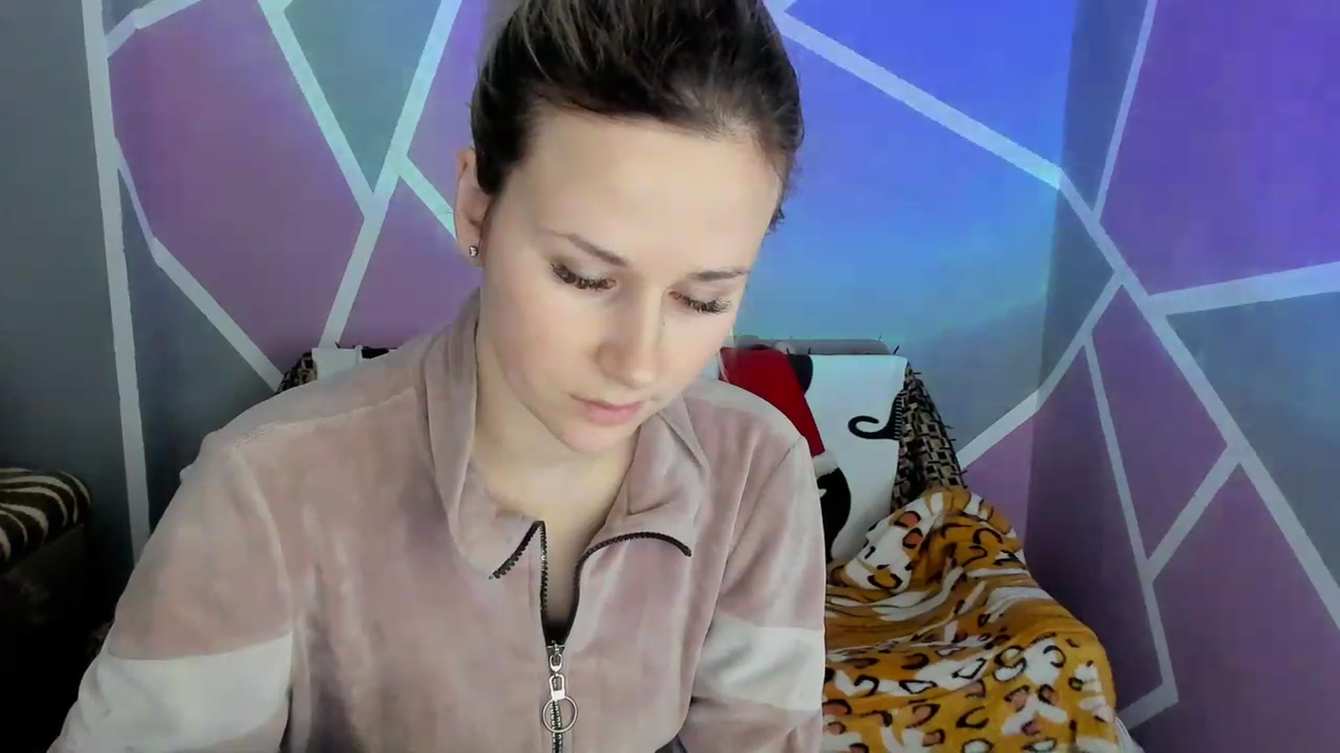 Gallery image thumbnail from Blondie_Star's myfreecams stream on, 01/27/2023, 16:35 image 19 of 20