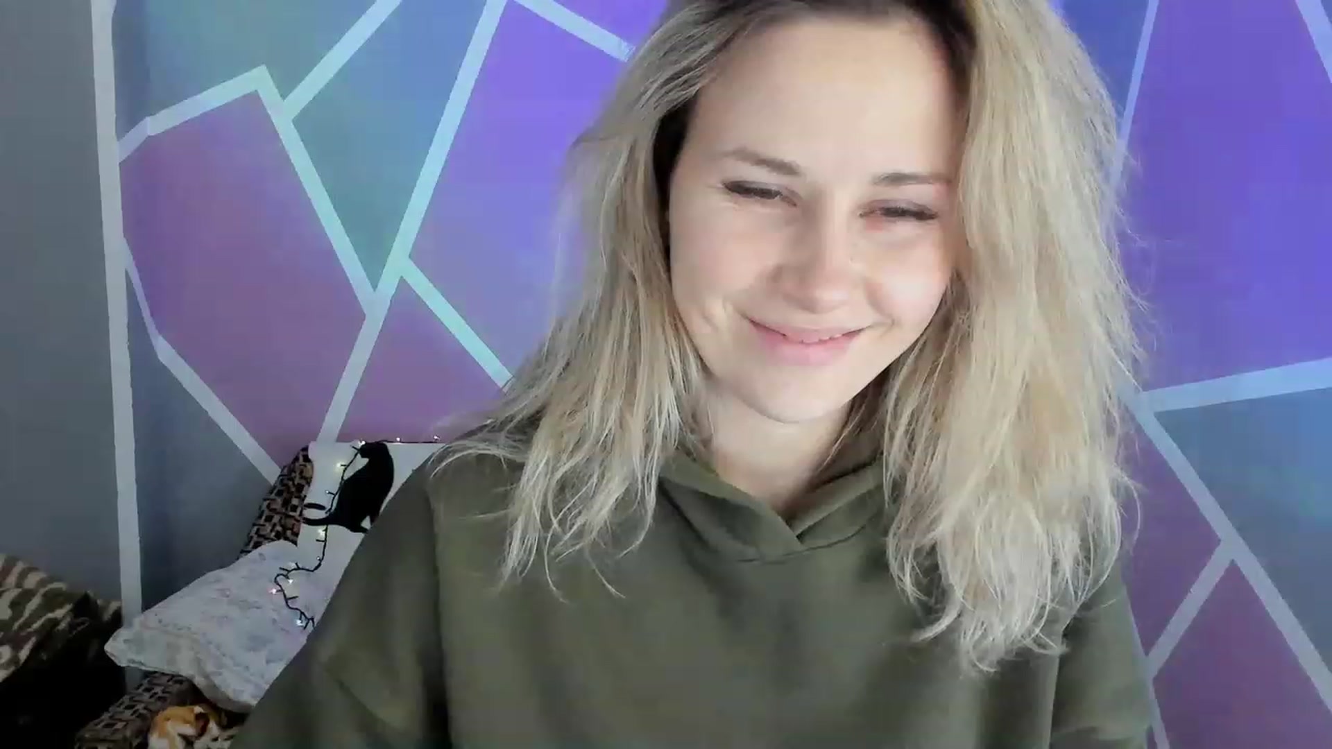 Gallery image thumbnail from Blondie_Star's myfreecams stream on, 01/30/2023, 16:20 image 5 of 20