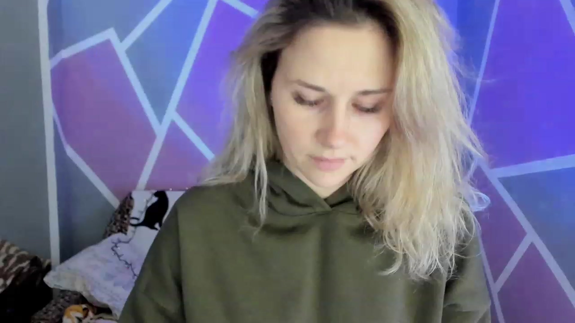 Gallery image thumbnail from Blondie_Star's myfreecams stream on, 01/30/2023, 16:20 image 2 of 20