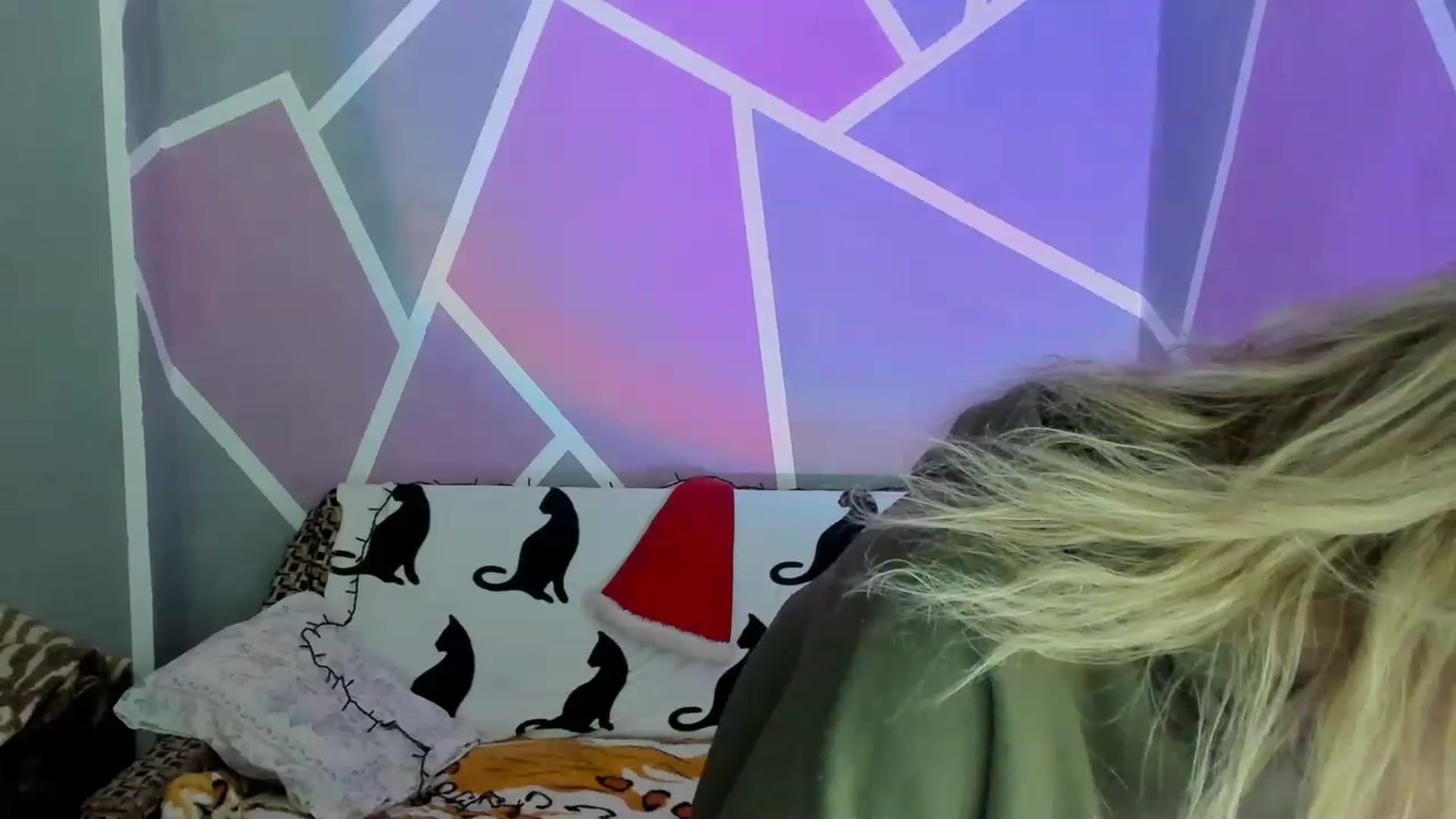 Gallery image thumbnail from Blondie_Star's myfreecams stream on, 01/30/2023, 16:20 image 10 of 20