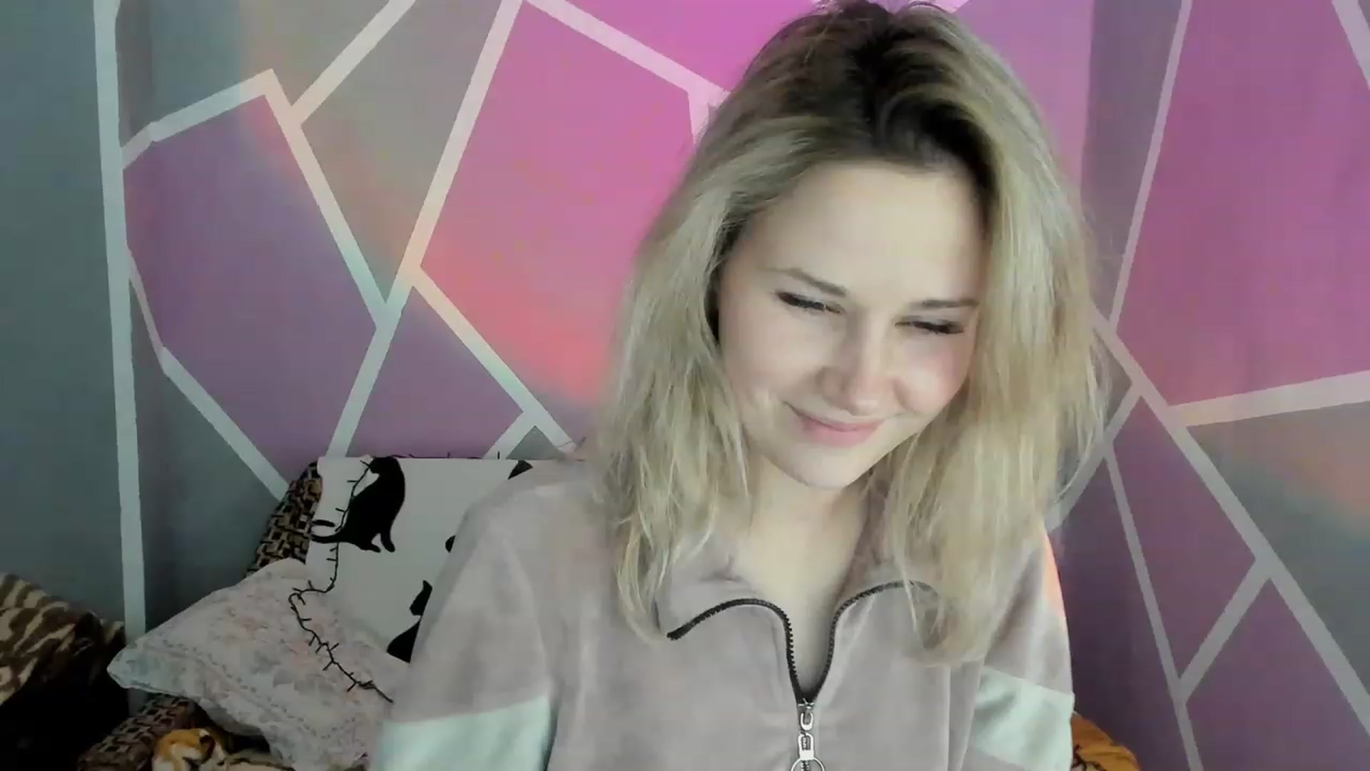 Gallery image thumbnail from Blondie_Star's myfreecams stream on, 01/31/2023, 15:21 image 14 of 20