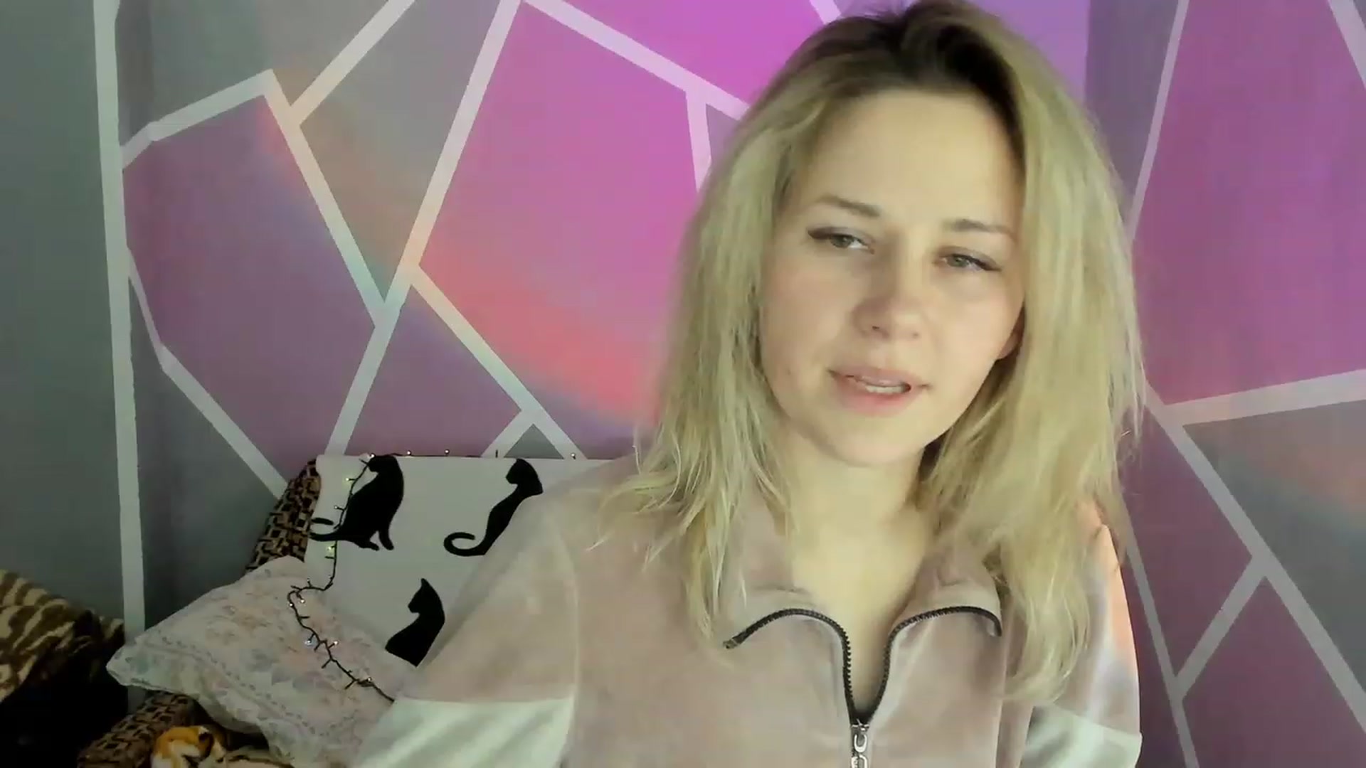 Gallery image thumbnail from Blondie_Star's myfreecams stream on, 01/31/2023, 15:21 image 19 of 20