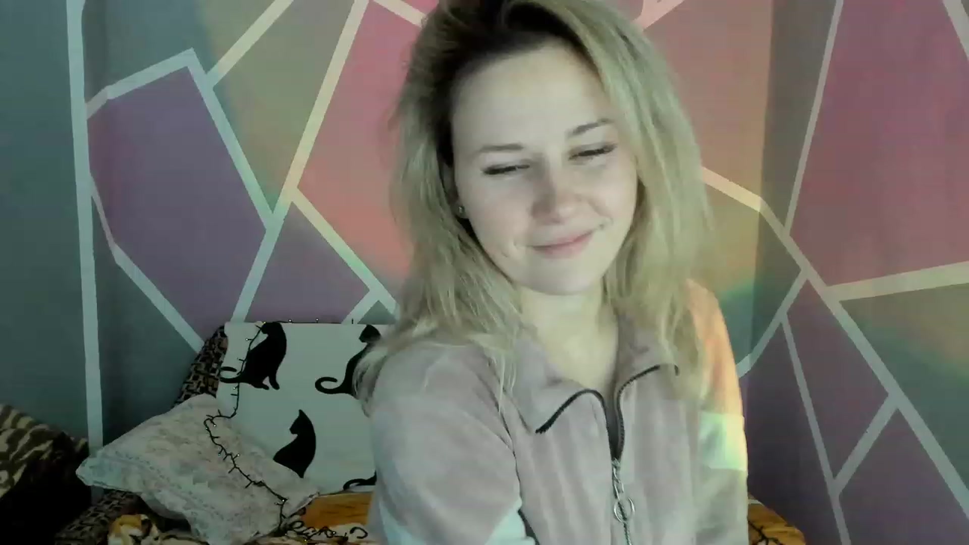 Gallery image thumbnail from Blondie_Star's myfreecams stream on, 01/31/2023, 15:21 image 9 of 20