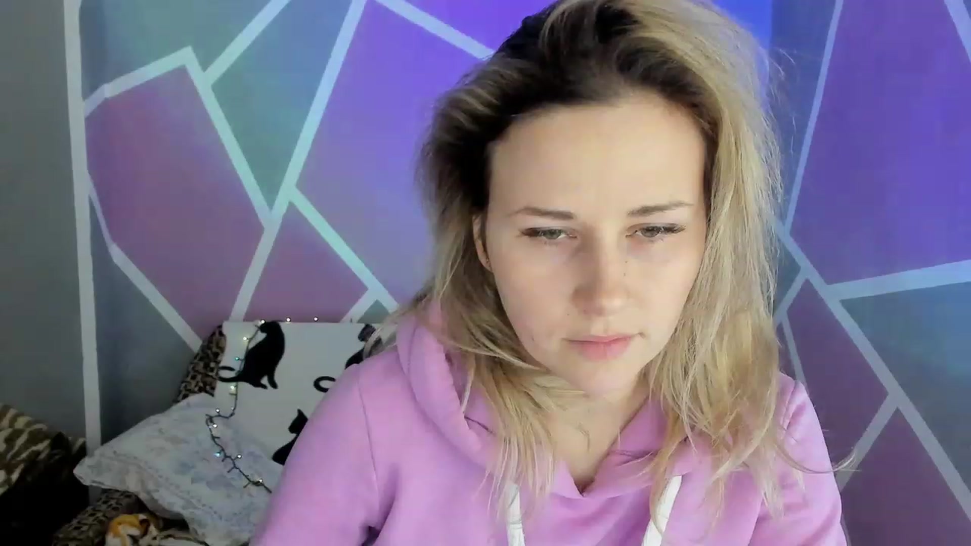Gallery image thumbnail from Blondie_Star's myfreecams stream on, 02/02/2023, 15:50 image 4 of 20
