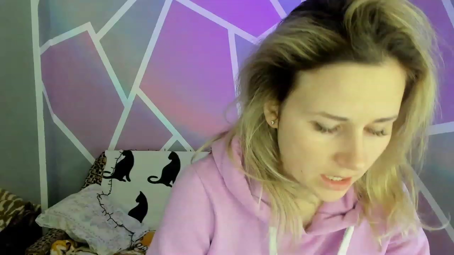 Gallery image thumbnail from Blondie_Star's myfreecams stream on, 02/02/2023, 15:50 image 11 of 20
