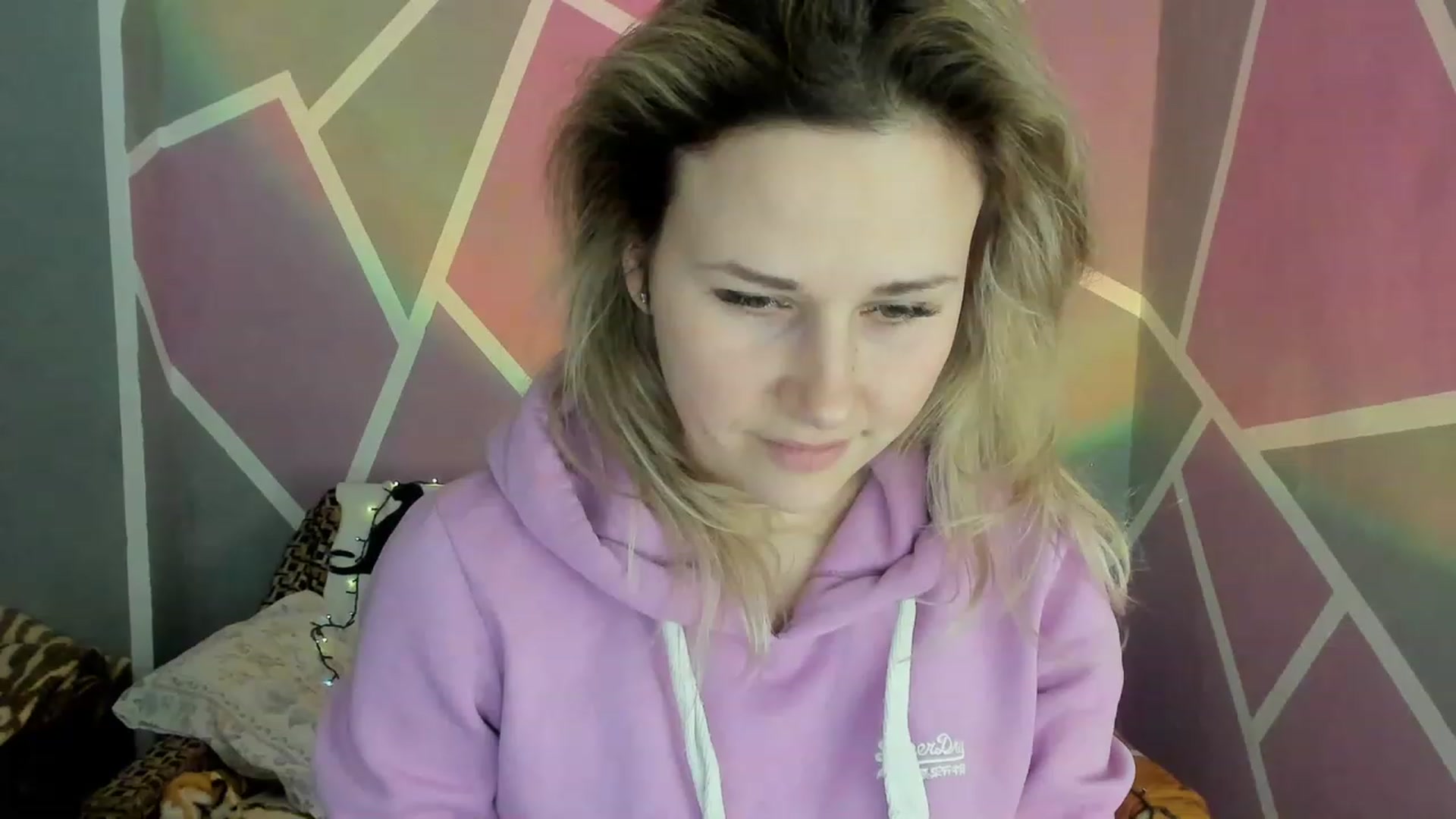 Gallery image thumbnail from Blondie_Star's myfreecams stream on, 02/02/2023, 16:05 image 4 of 20