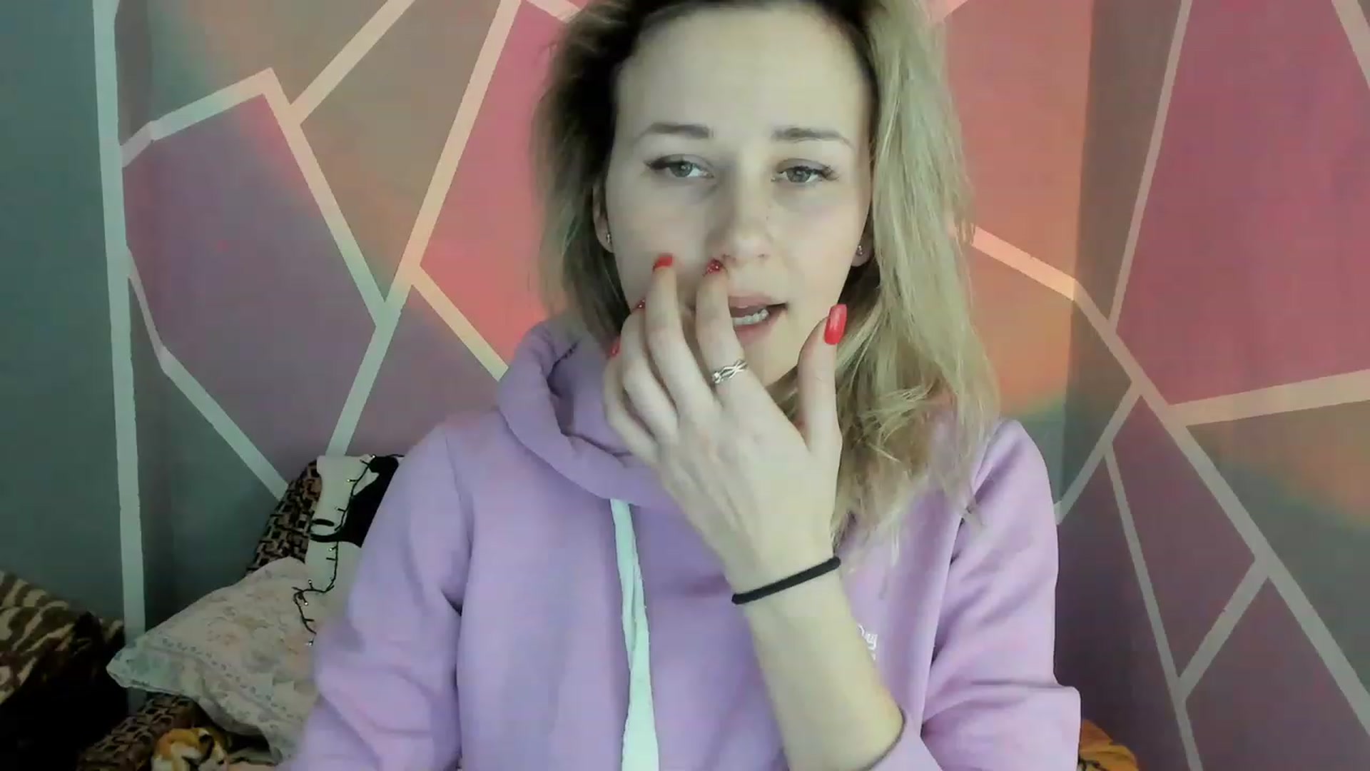 Gallery image thumbnail from Blondie_Star's myfreecams stream on, 02/02/2023, 16:22 image 5 of 20