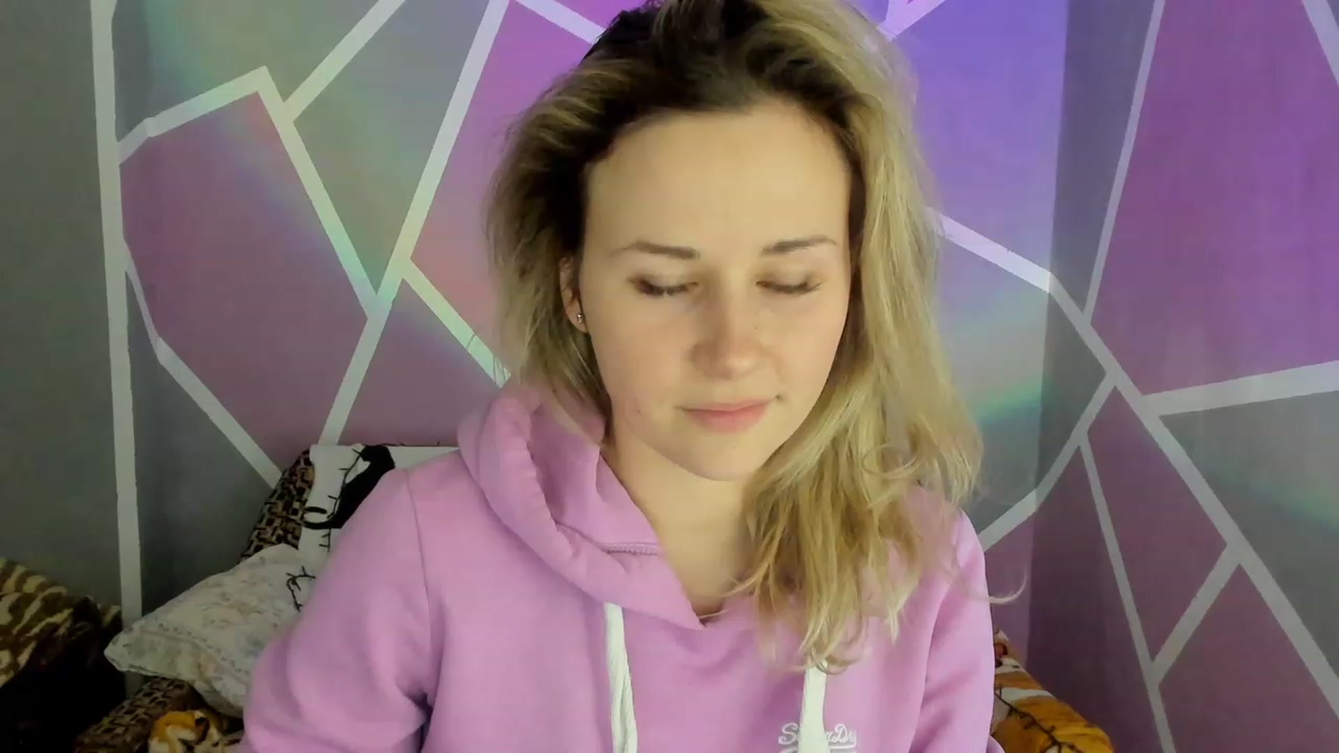 Gallery image thumbnail from Blondie_Star's myfreecams stream on, 02/02/2023, 16:22 image 1 of 20