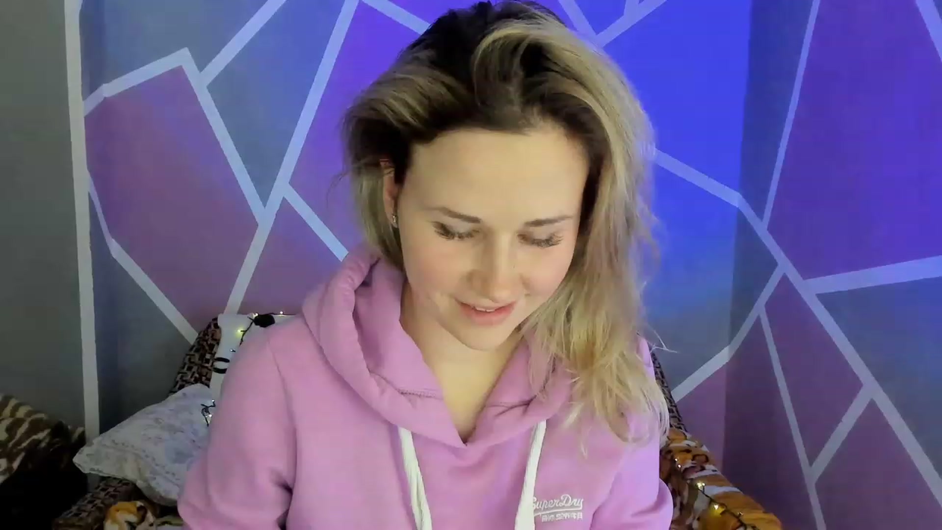 Gallery image thumbnail from Blondie_Star's myfreecams stream on, 02/02/2023, 17:00 image 7 of 20