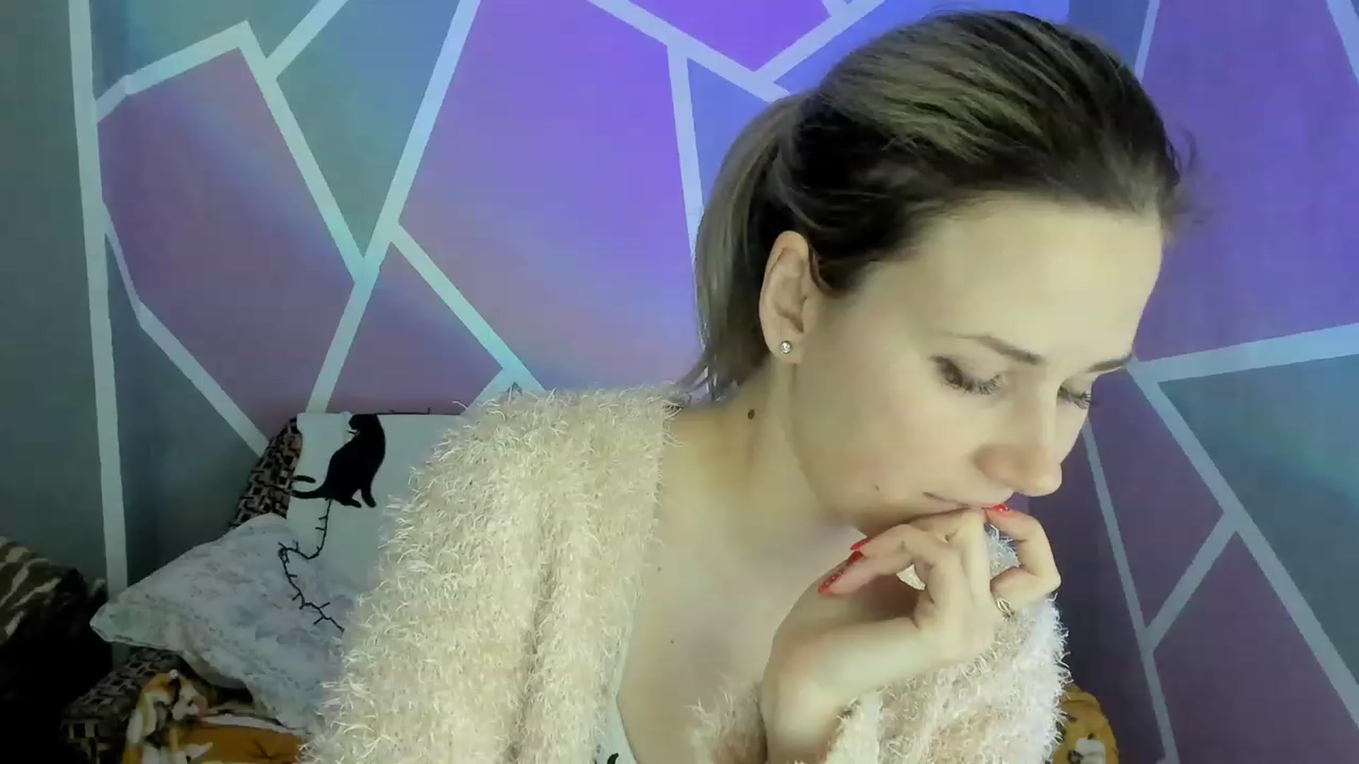Gallery image thumbnail from Blondie_Star's myfreecams stream on, 02/03/2023, 15:16 image 16 of 20