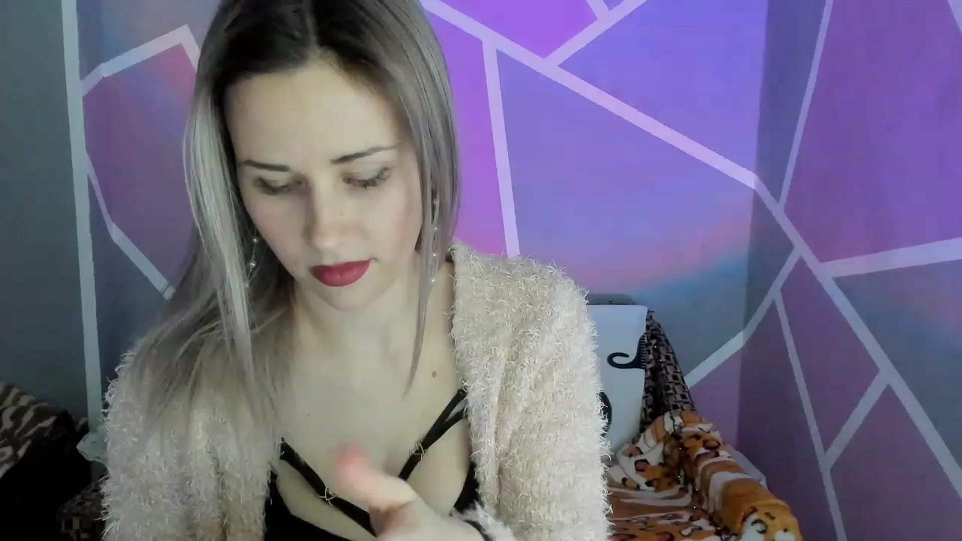 Gallery image thumbnail from Blondie_Star's myfreecams stream on, 02/06/2023, 14:08 image 10 of 20