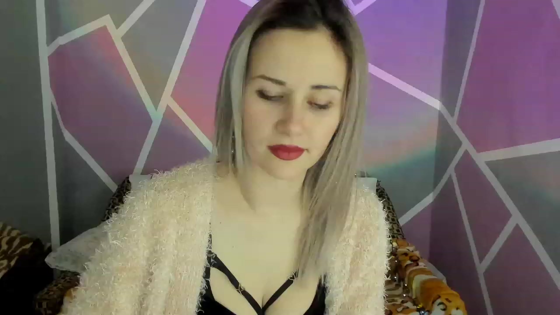 Gallery image thumbnail from Blondie_Star's myfreecams stream on, 02/06/2023, 14:08 image 9 of 20
