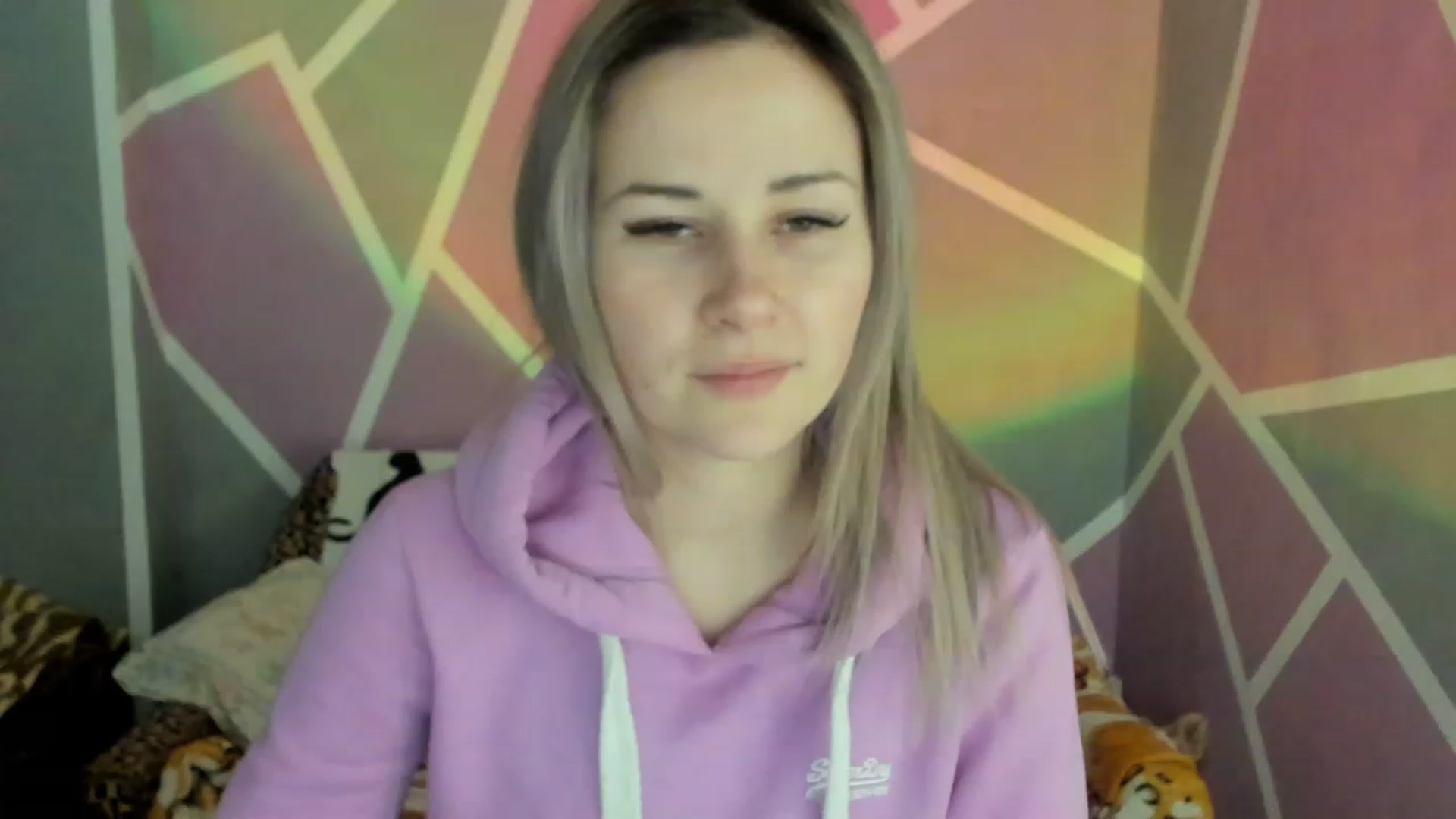 Gallery image thumbnail from Blondie_Star's myfreecams stream on, 02/07/2023, 16:10 image 2 of 20