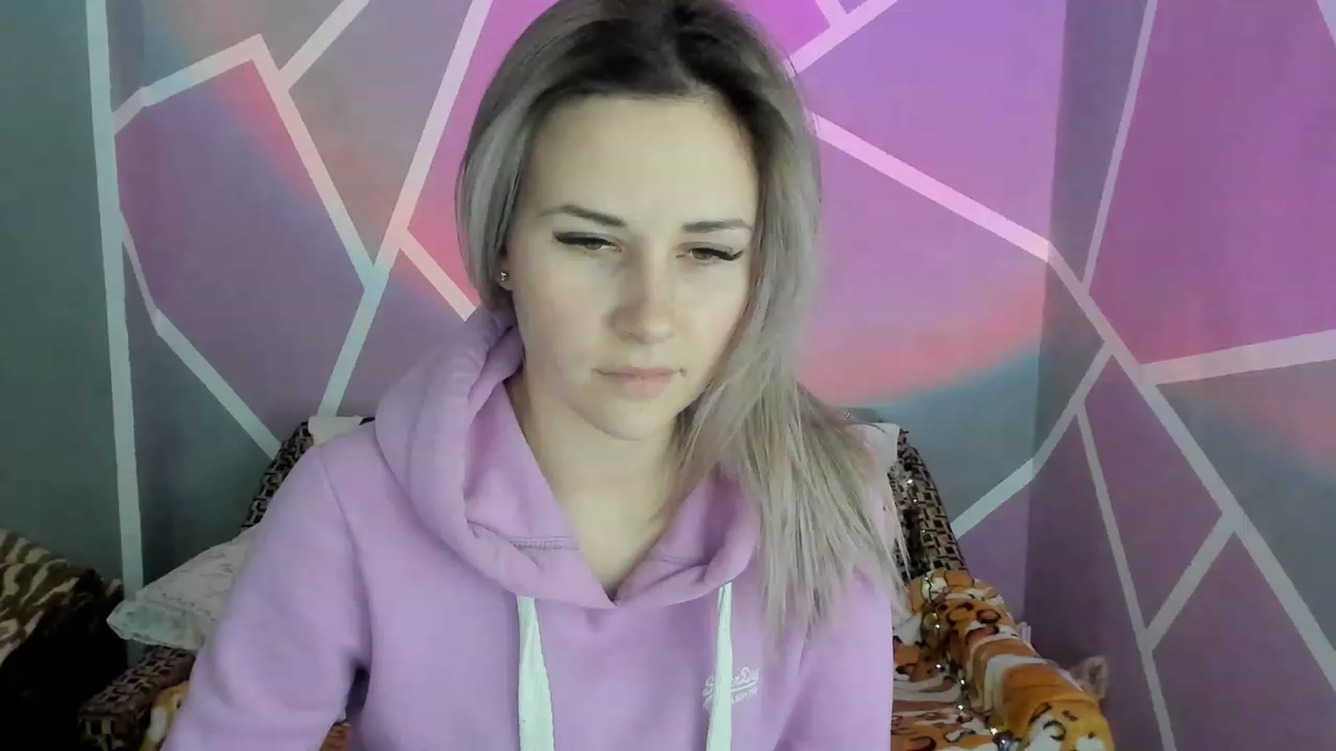 Gallery image thumbnail from Blondie_Star's myfreecams stream on, 02/07/2023, 16:10 image 11 of 20