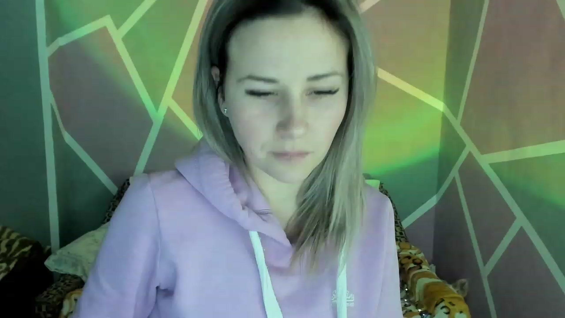 Gallery image thumbnail from Blondie_Star's myfreecams stream on, 02/07/2023, 16:10 image 15 of 20